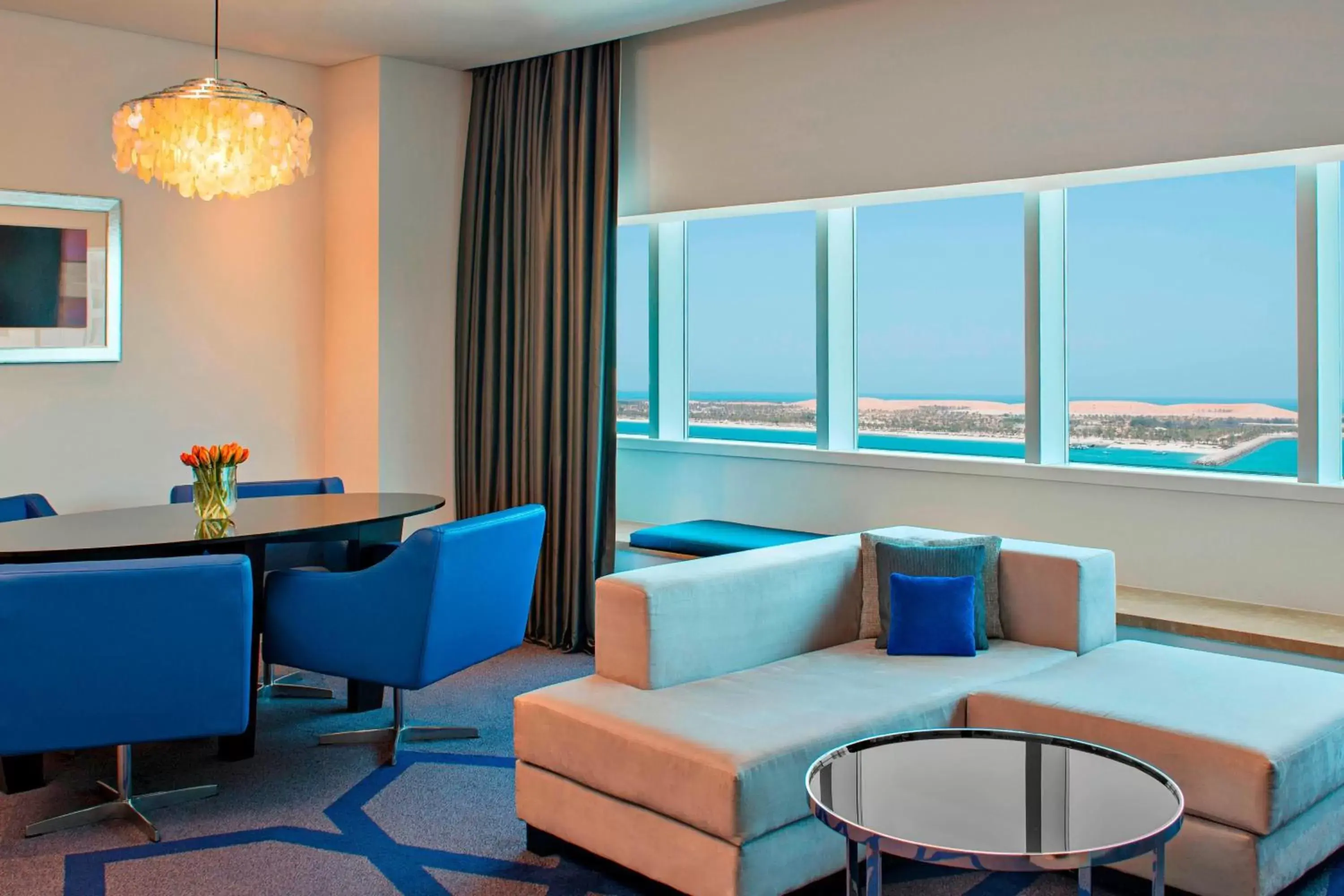 Living room, Seating Area in Le Royal Meridien Abu Dhabi