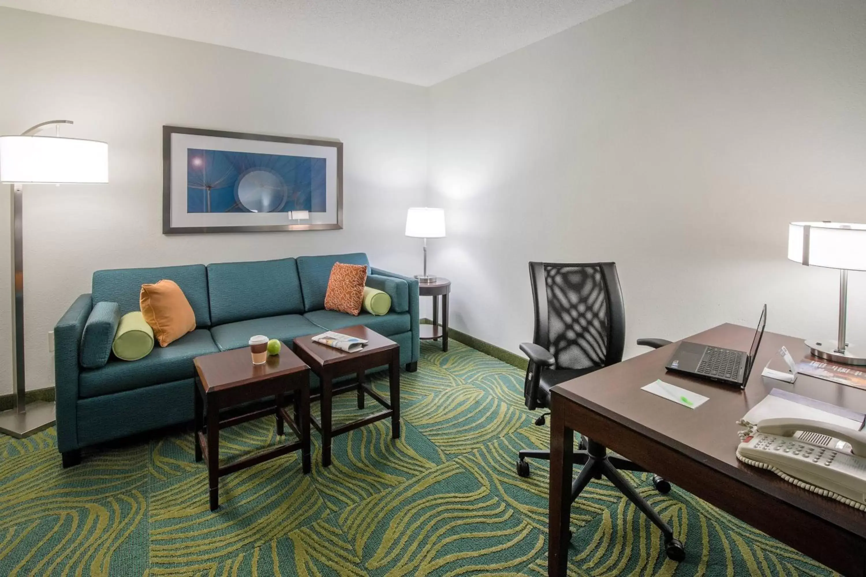 Photo of the whole room, Seating Area in SpringHill Suites by Marriott Greensboro