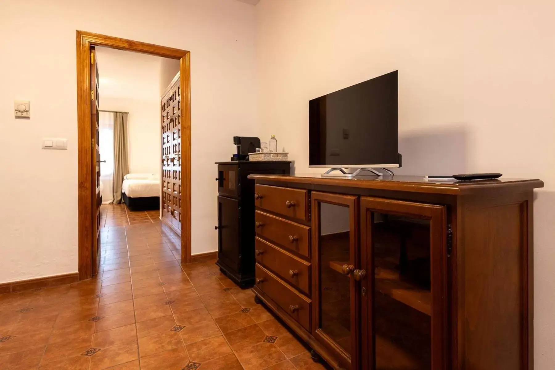 Bedroom, TV/Entertainment Center in Tugasa Las Truchas