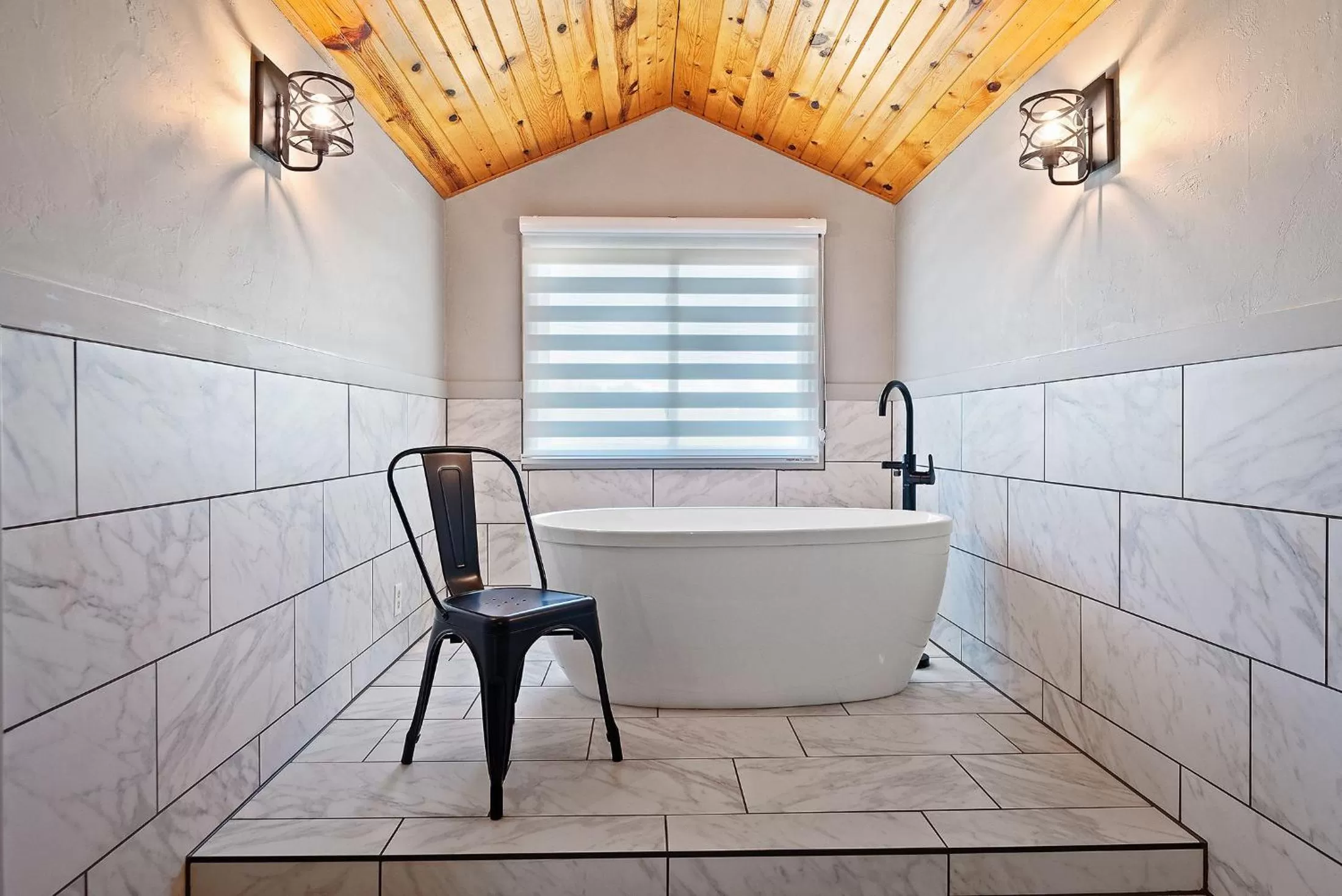 Bathroom in Black Forest Inn Bed & Breakfast