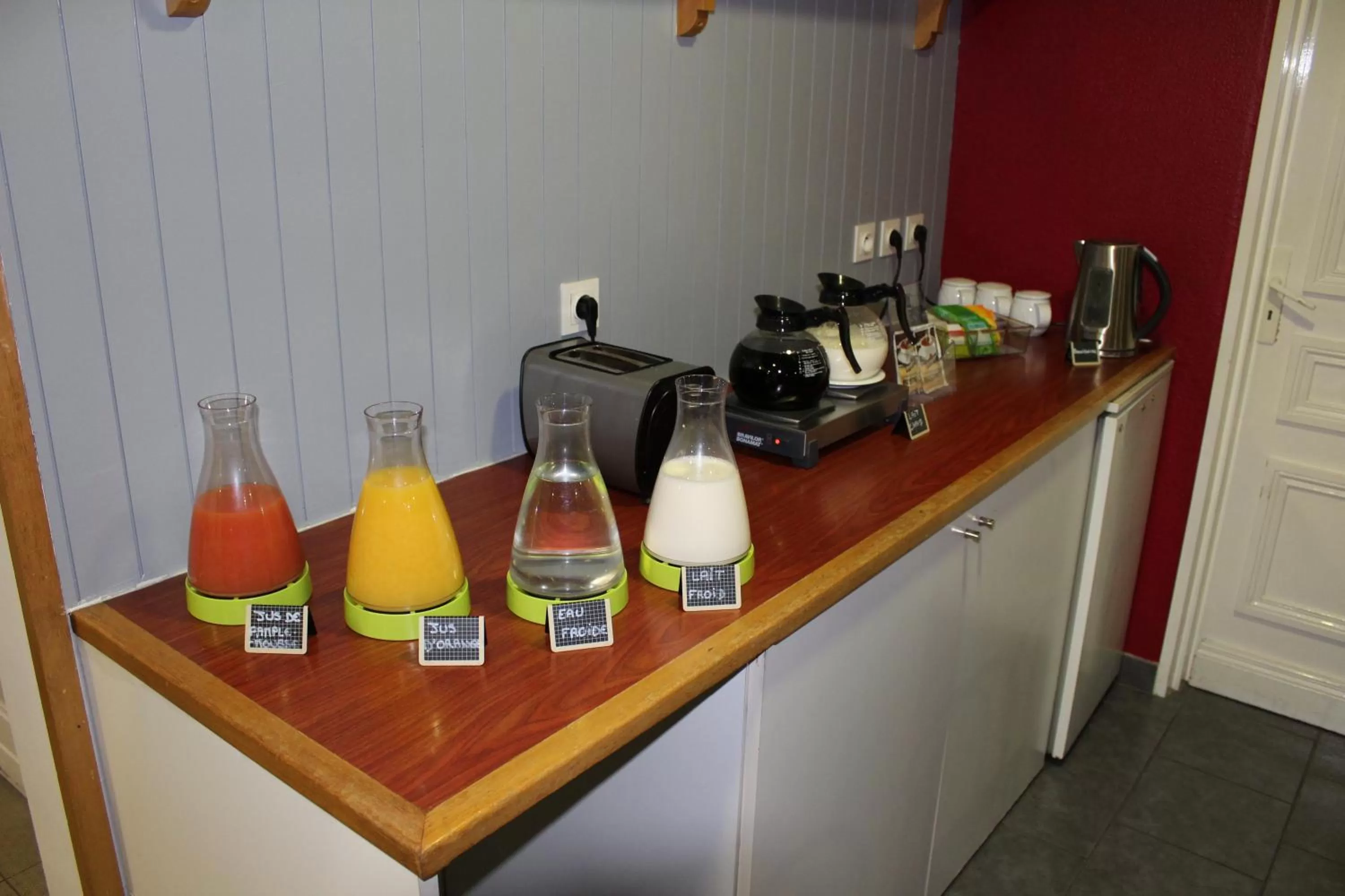 Food and drinks in Fasthotel Tours Sud