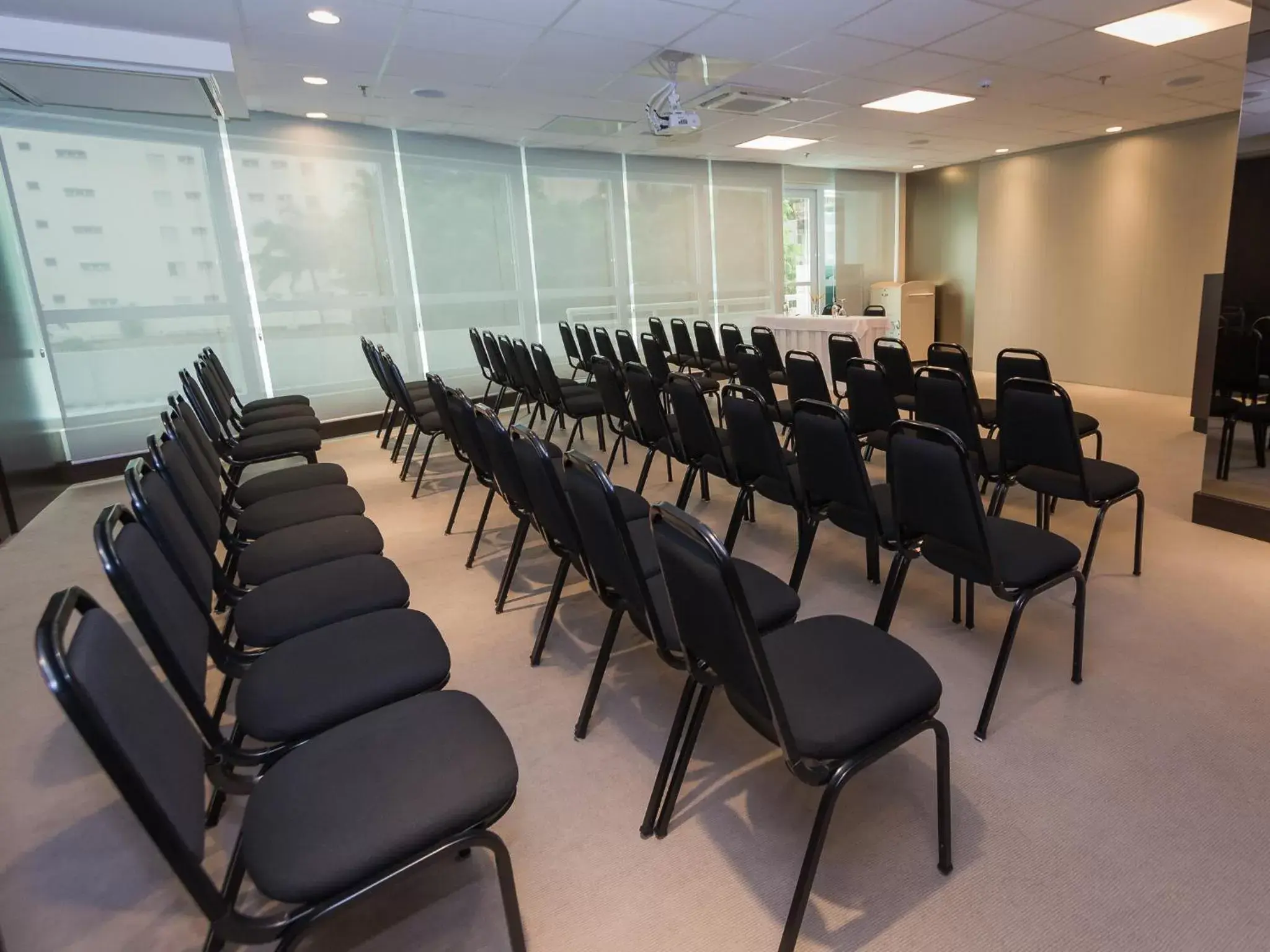 Business facilities in Hotel Cadoro São Paulo