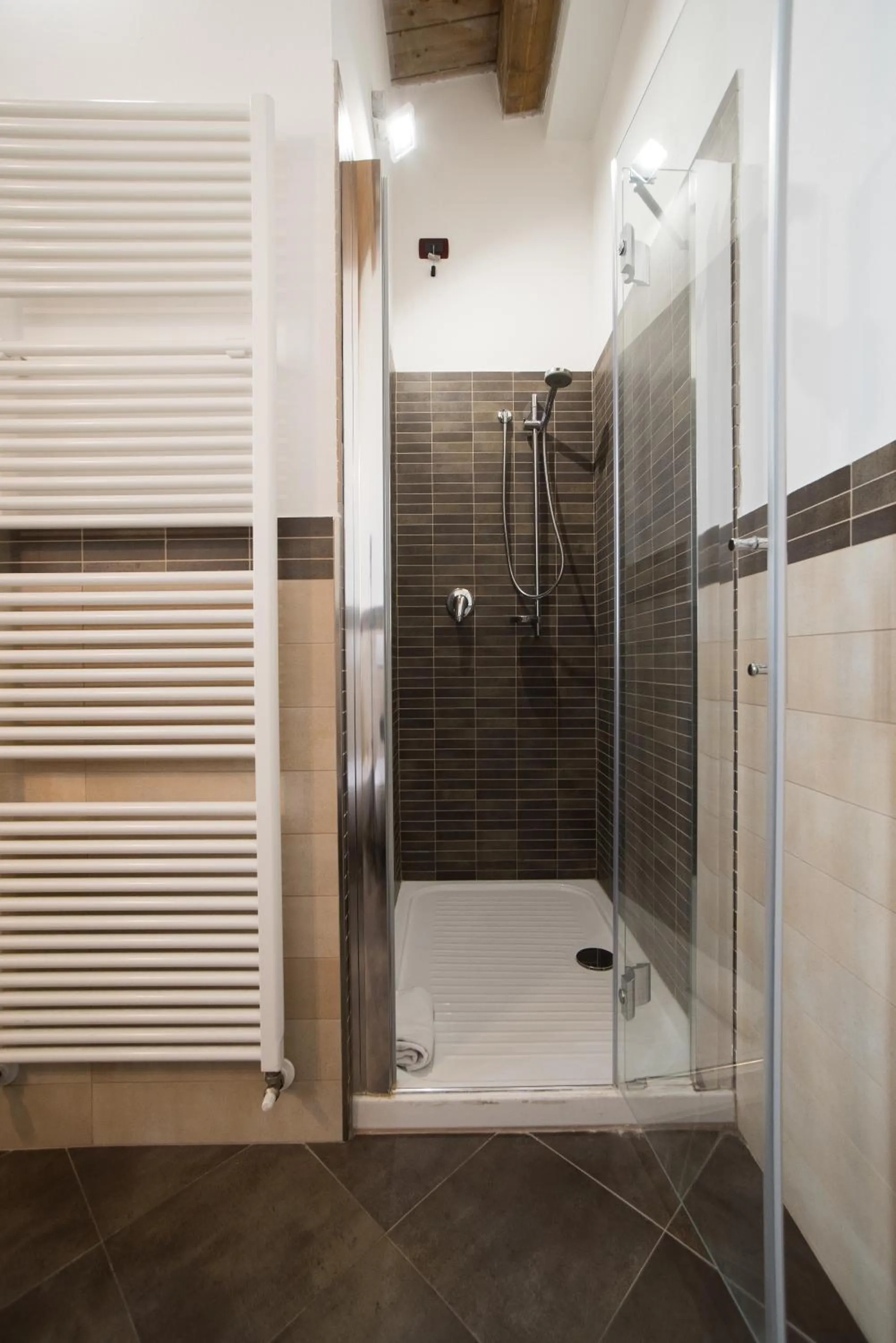 Bathroom in Hotel Ristorante Ala d'Oro