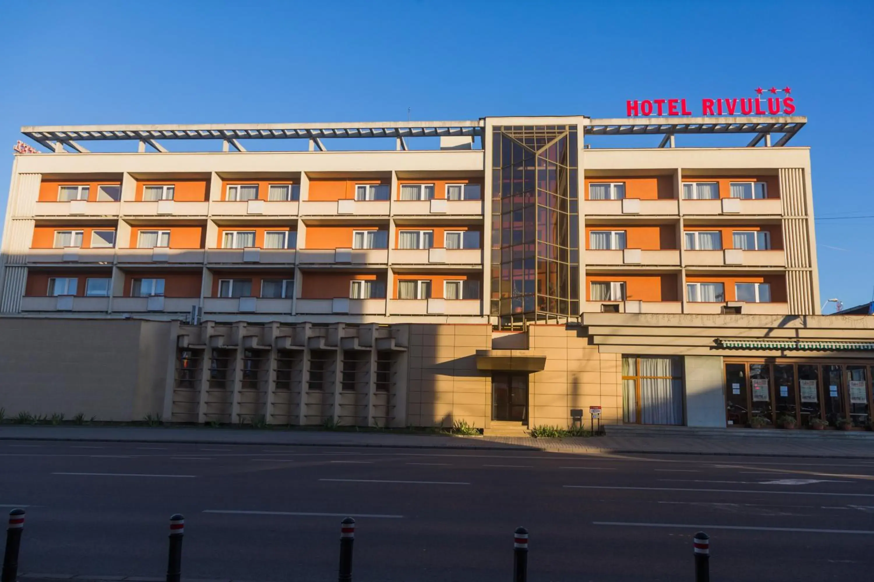 Property building in Hotel Rivulus