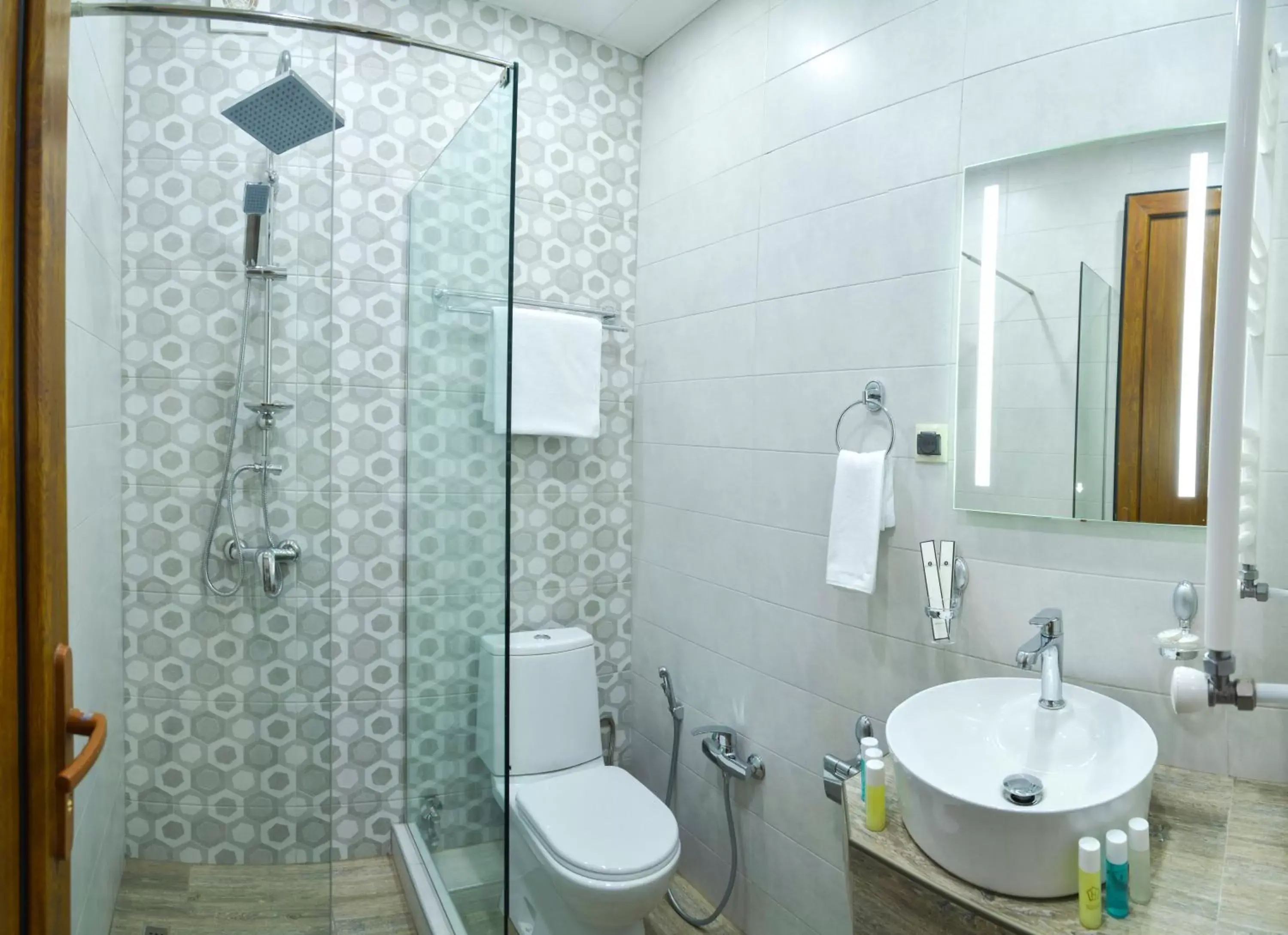 Deluxe Double or Twin Room with Garden View in Hotel Livin Deluxe Double or Twin Room with Garden View in Hotel Livin