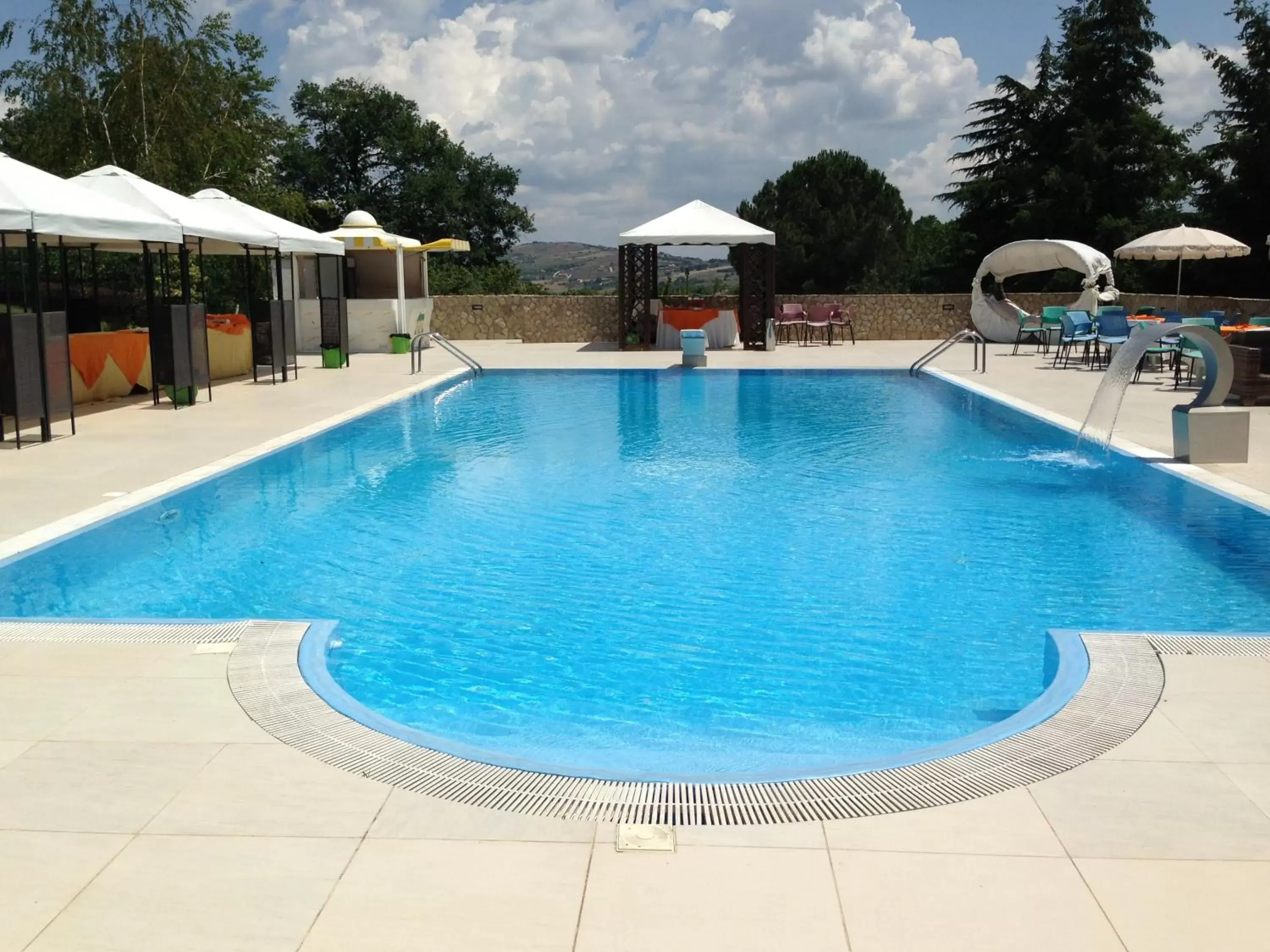 Pool view, Swimming Pool in Sotto Il Cielo Hotel