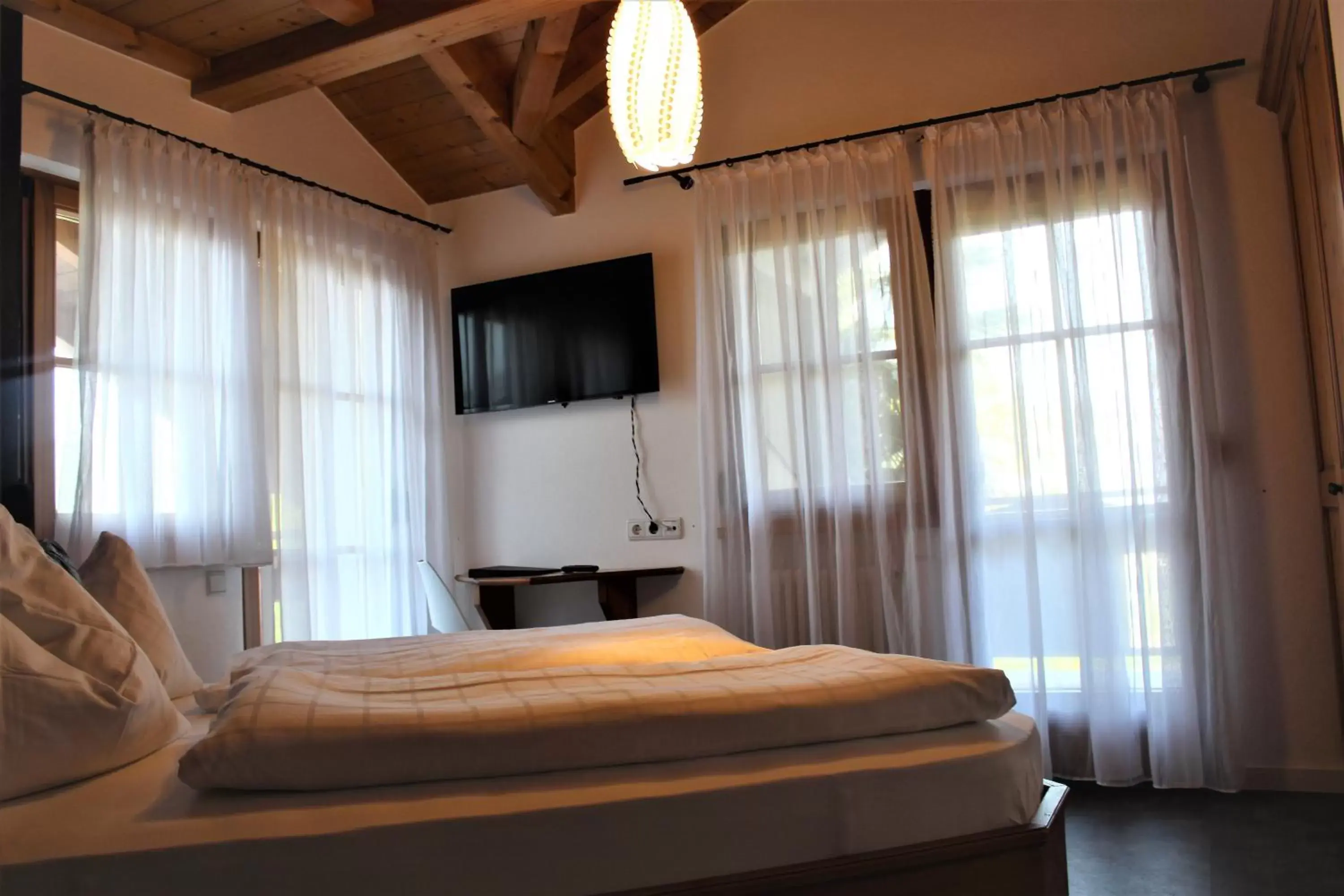 Photo of the whole room, Bed in Gartenresidence Stephanie by Hotel Rotwand