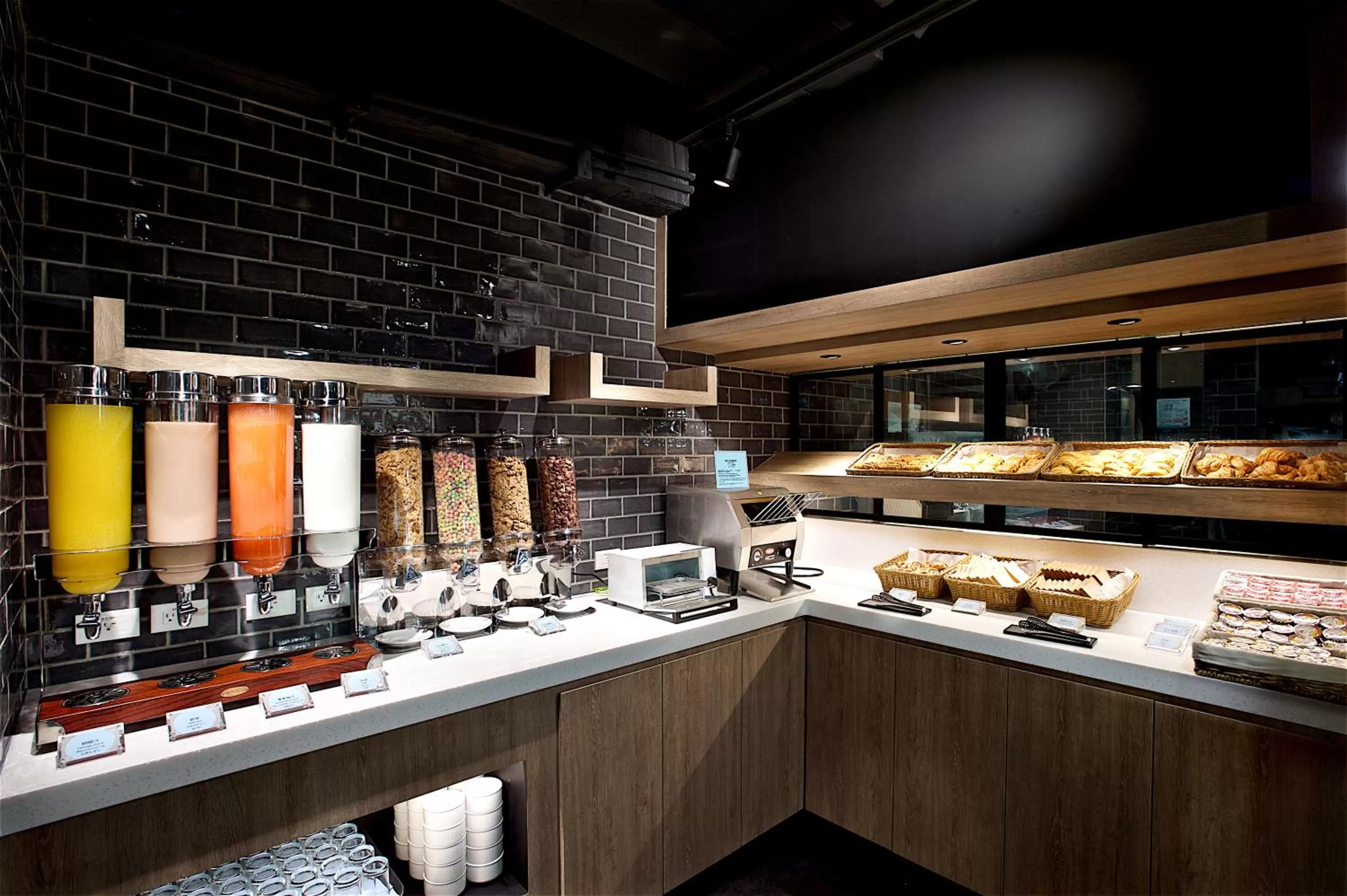 Breakfast in Just Sleep - Ximending