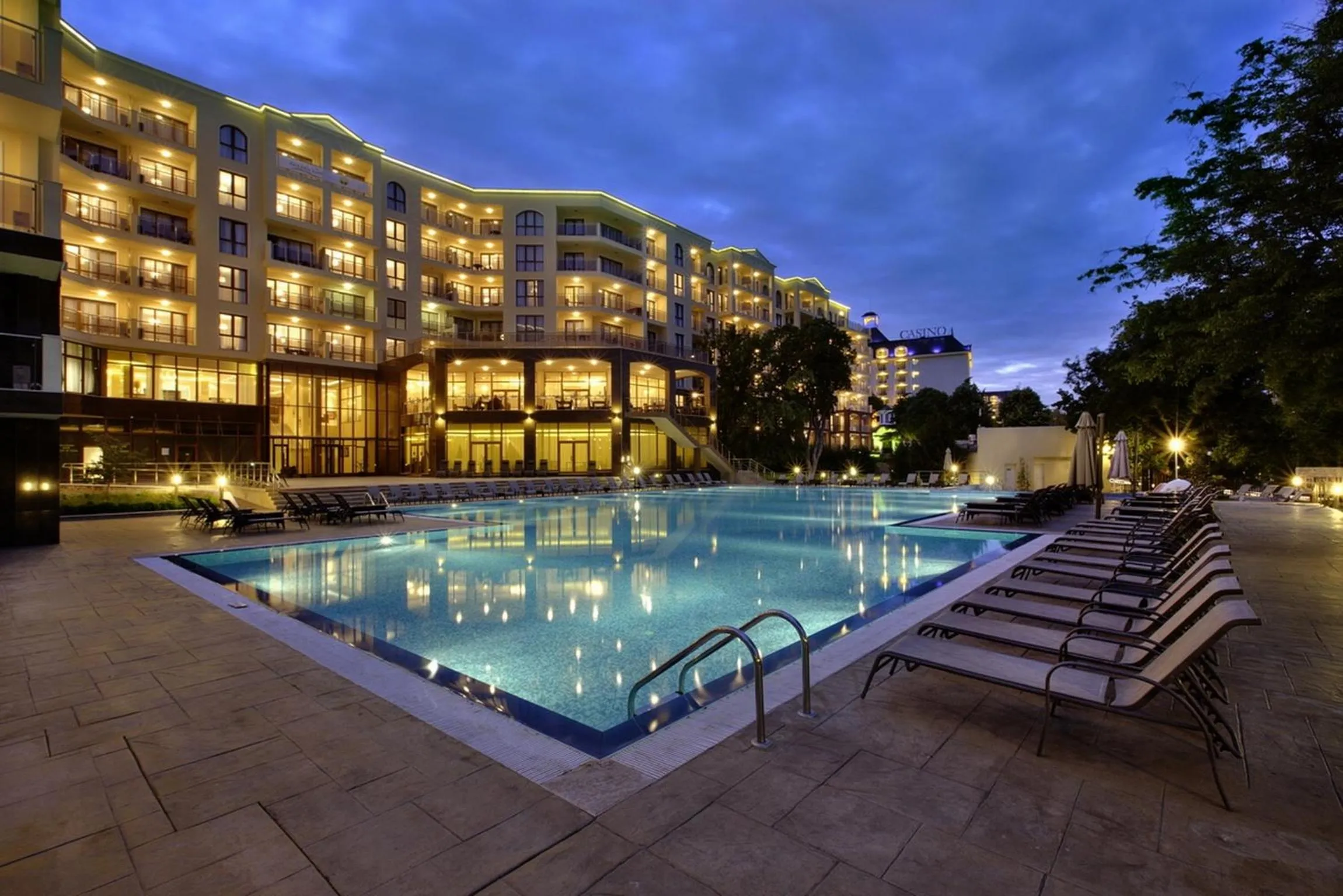 Property building in Apart Hotel Golden Line