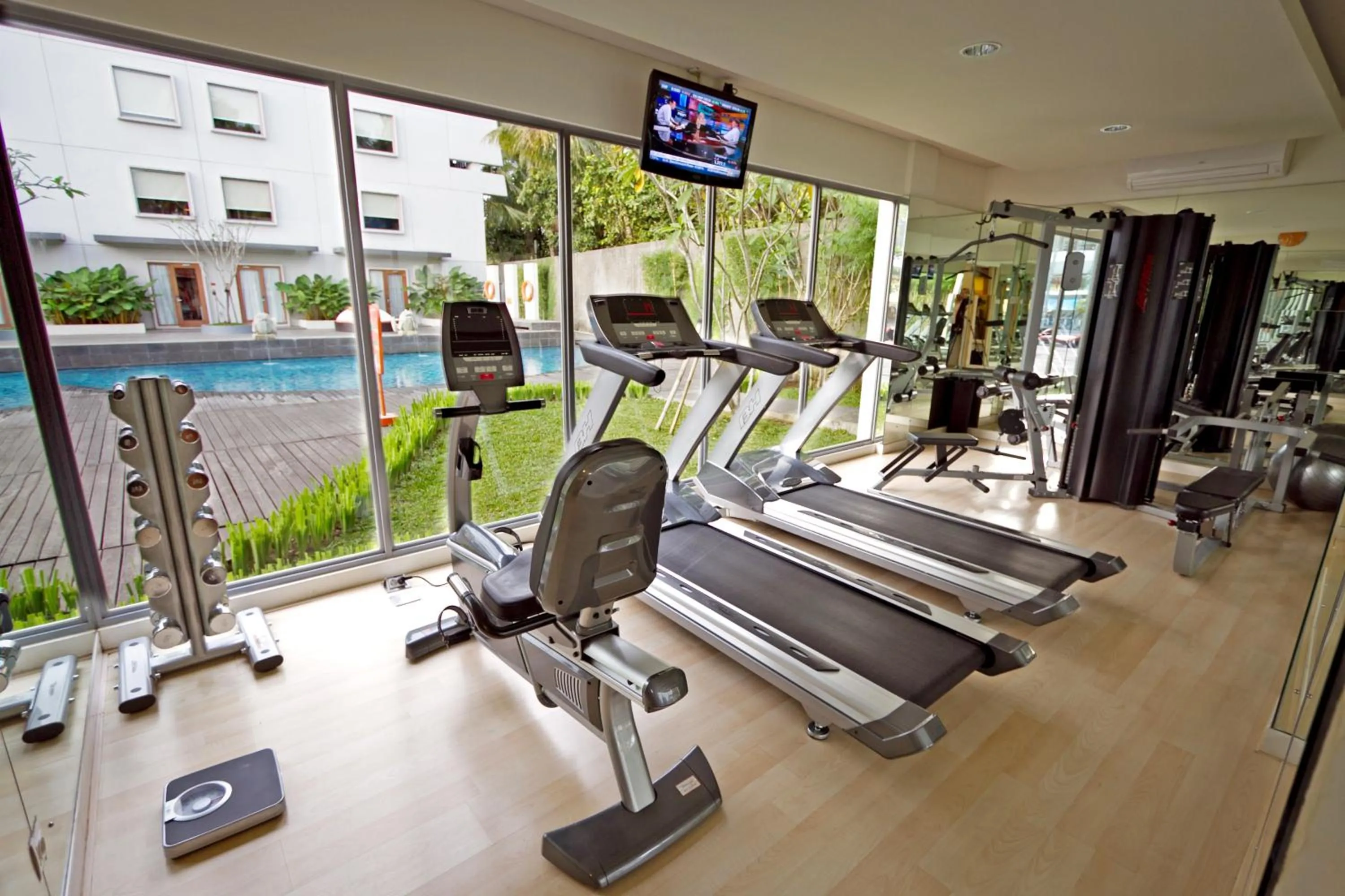 Fitness centre/facilities in HARRIS Hotel Sentul City Bogor