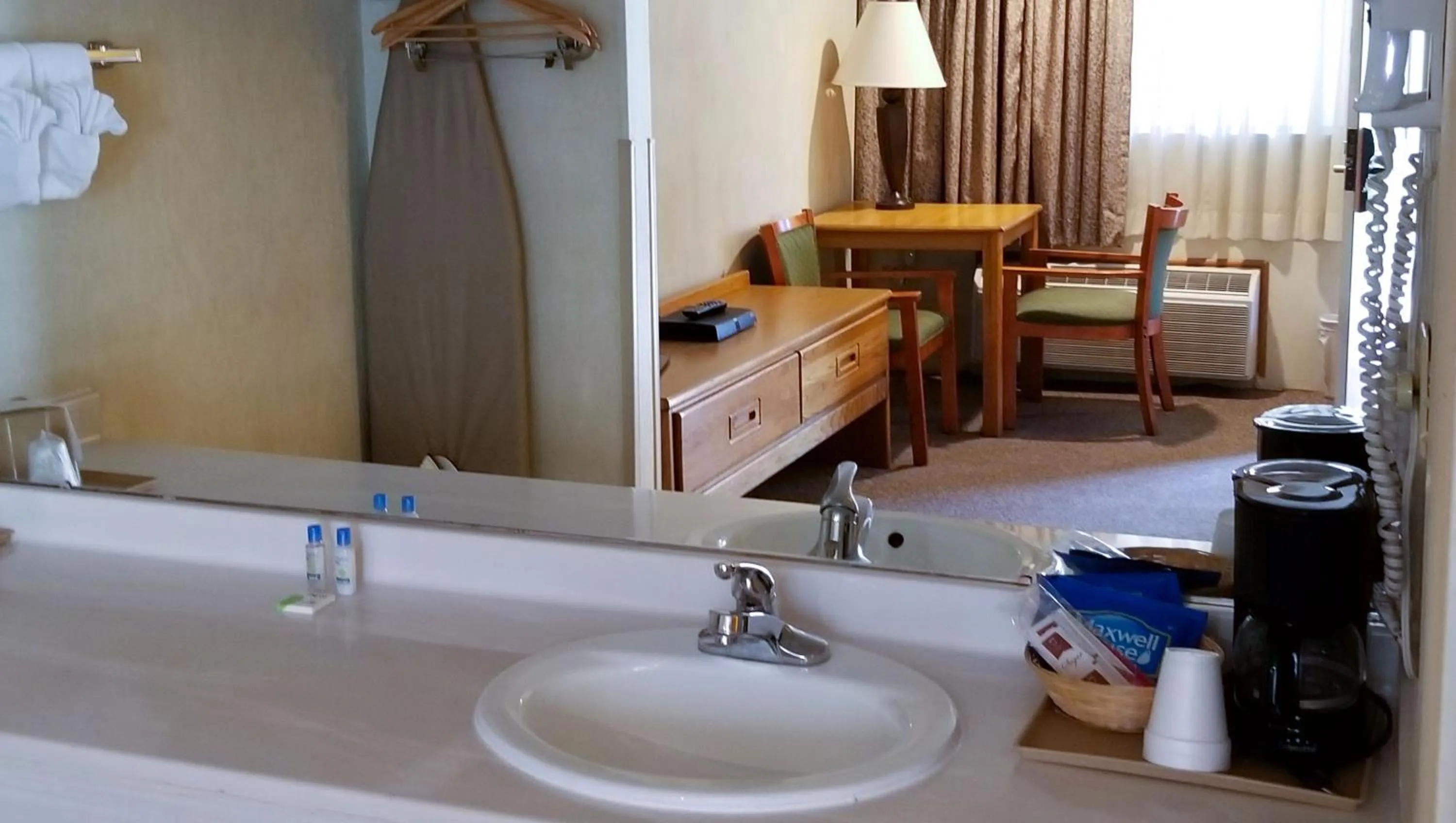 Bathroom in Magnuson Hotel Ely