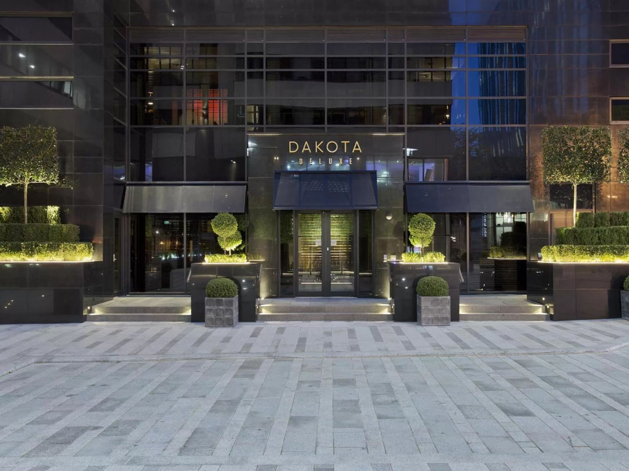Facade/entrance in Dakota Leeds