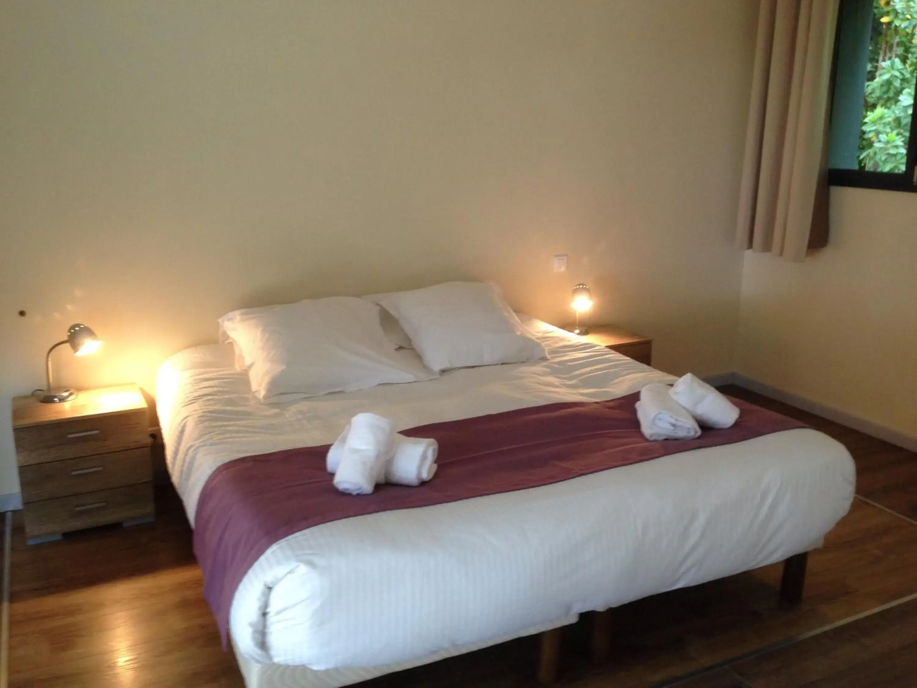Bedroom, Bed in Hotel Les Hauts de Porto-Vecchio