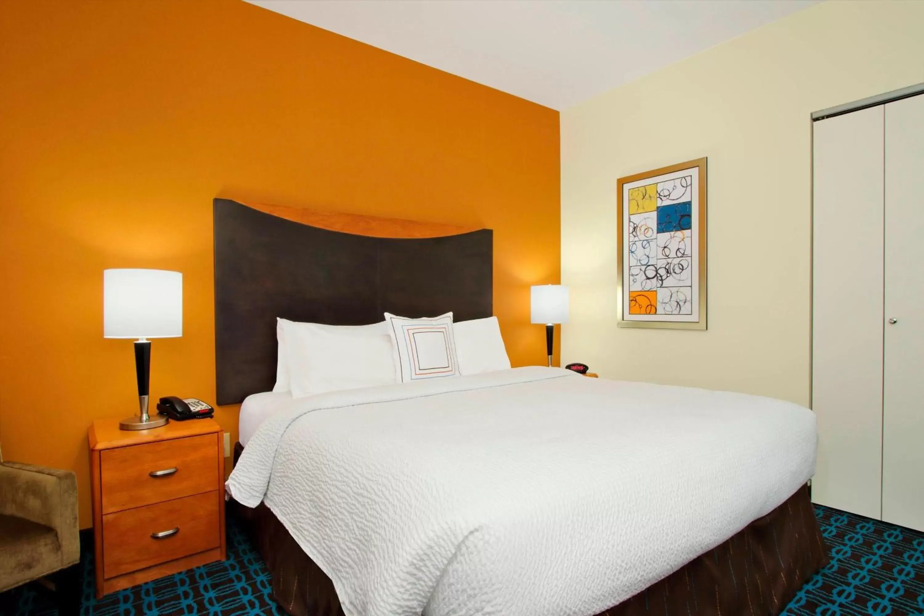 Photo of the whole room, Bed in Fairfield Inn & Suites Fresno Clovis