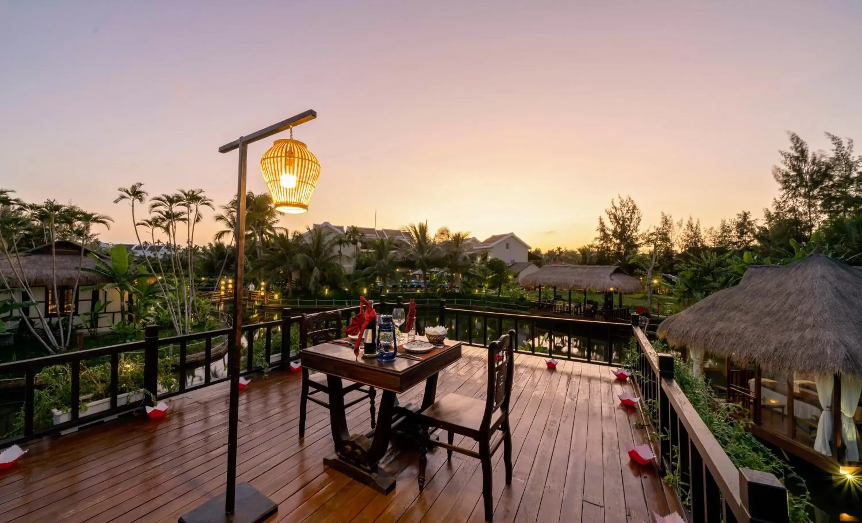 Restaurant/places to eat, Sunrise/Sunset in Zest Villas & Spa Hoi An
