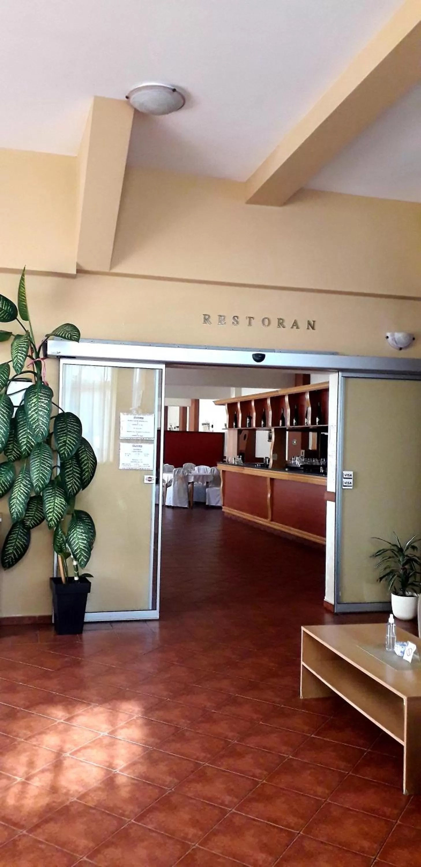 Restaurant/places to eat, Bed in Hotel Slodes