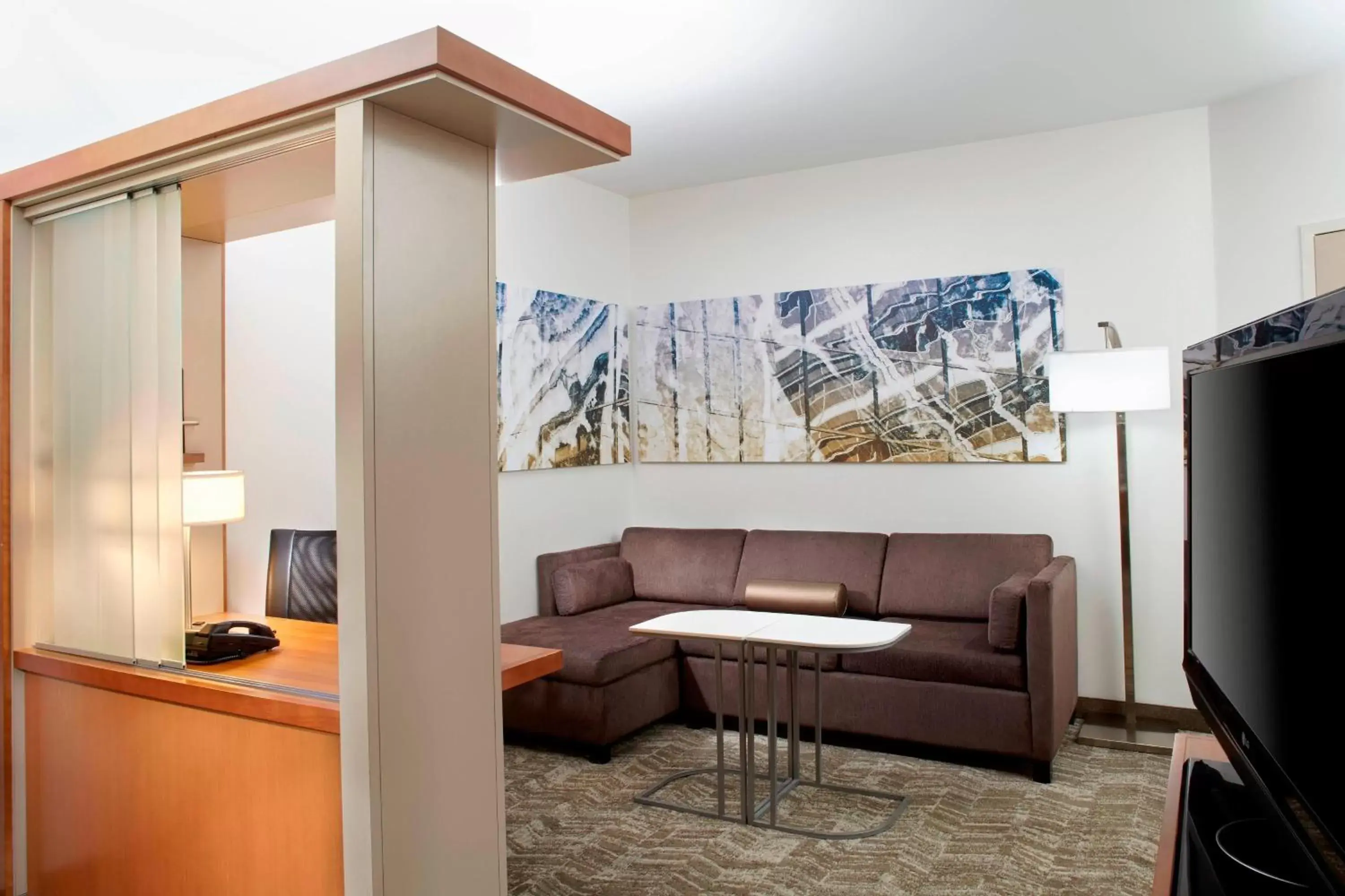 Living room, Seating Area in SpringHill Suites by Marriott Chicago Waukegan/Gurnee