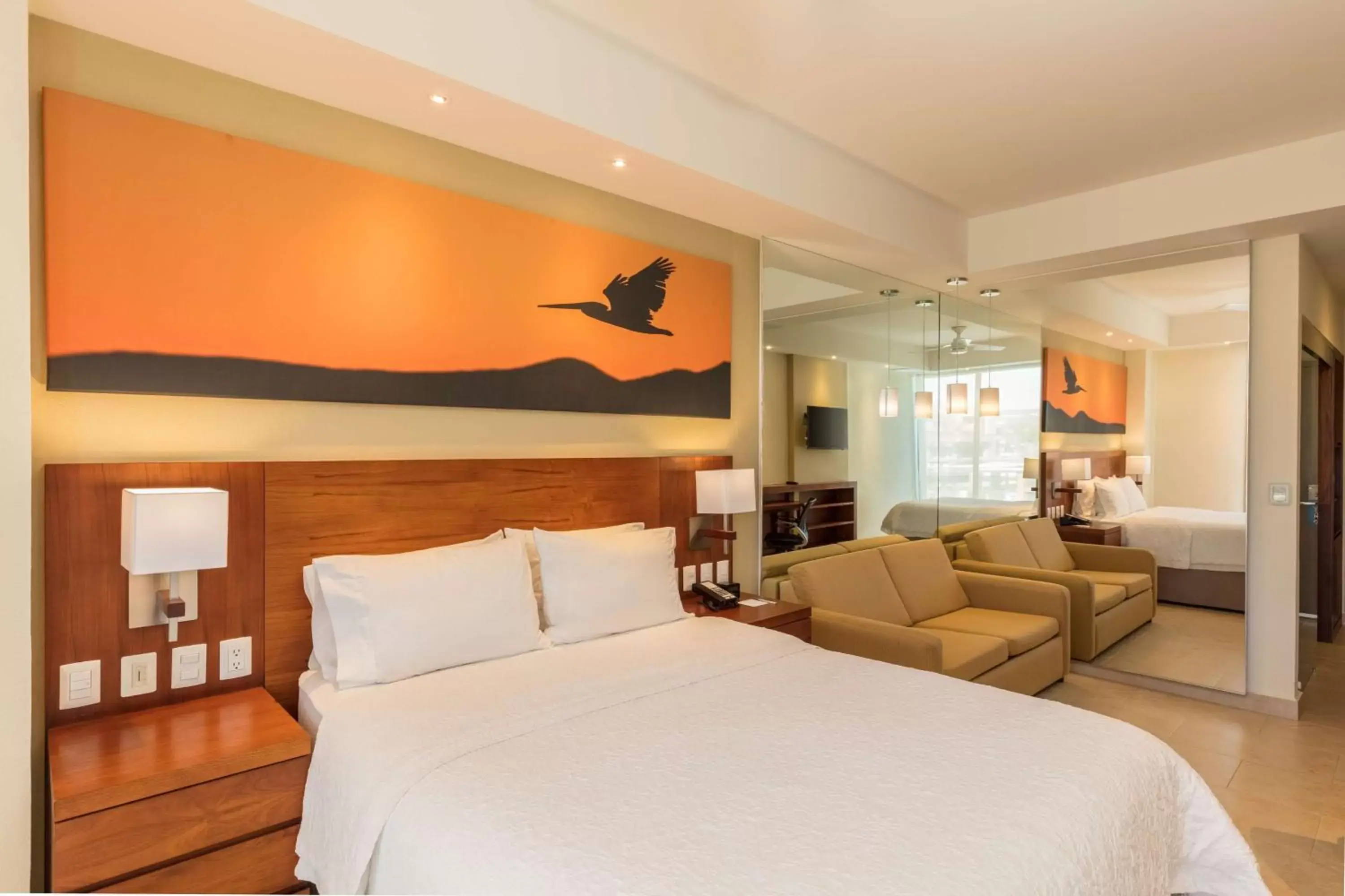 Bed in Hampton Inn & Suites by Hilton Los Cabos