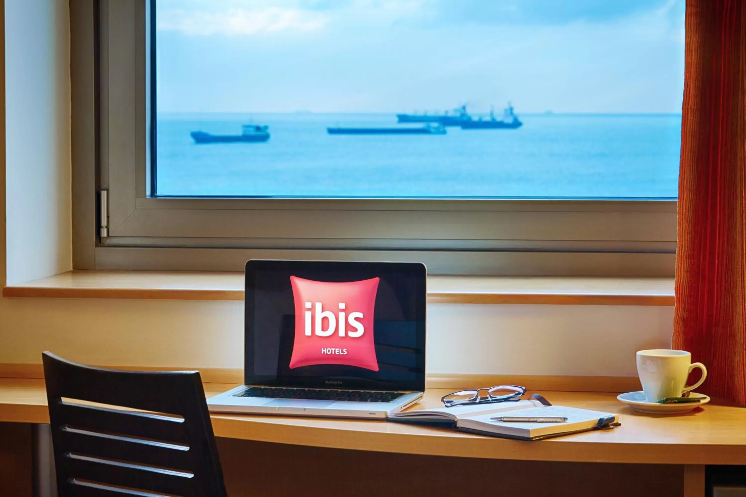 Sea view in Ibis Istanbul Zeytinburnu Sea view in Ibis Istanbul Zeytinburnu