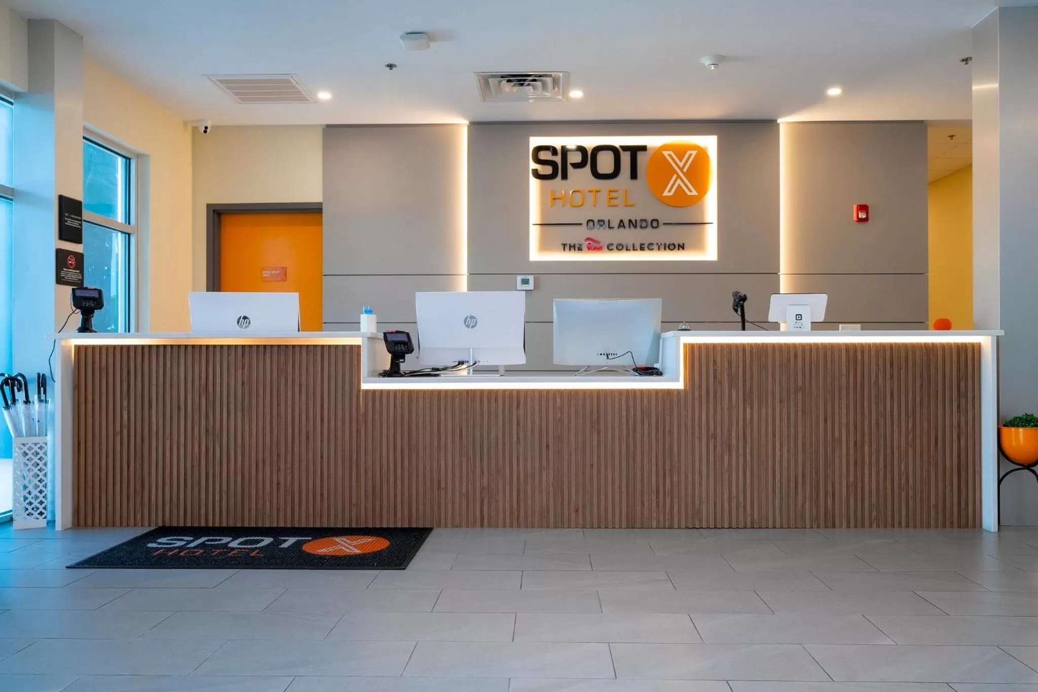 Lobby or reception in SPOT X Hotel Orlando Intl Dr by The Red Collection