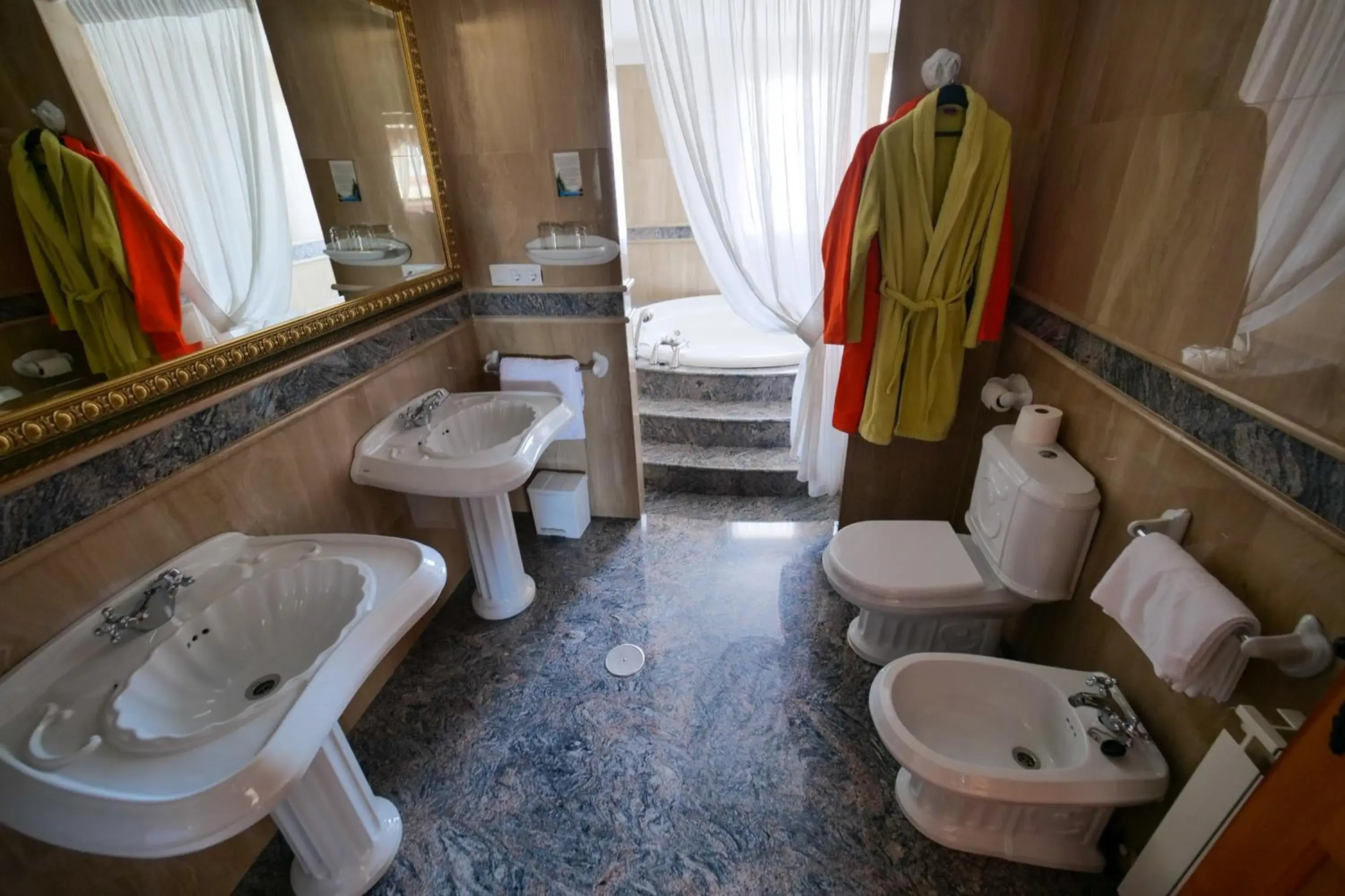 Bathroom in Hotel Flor de la Mancha