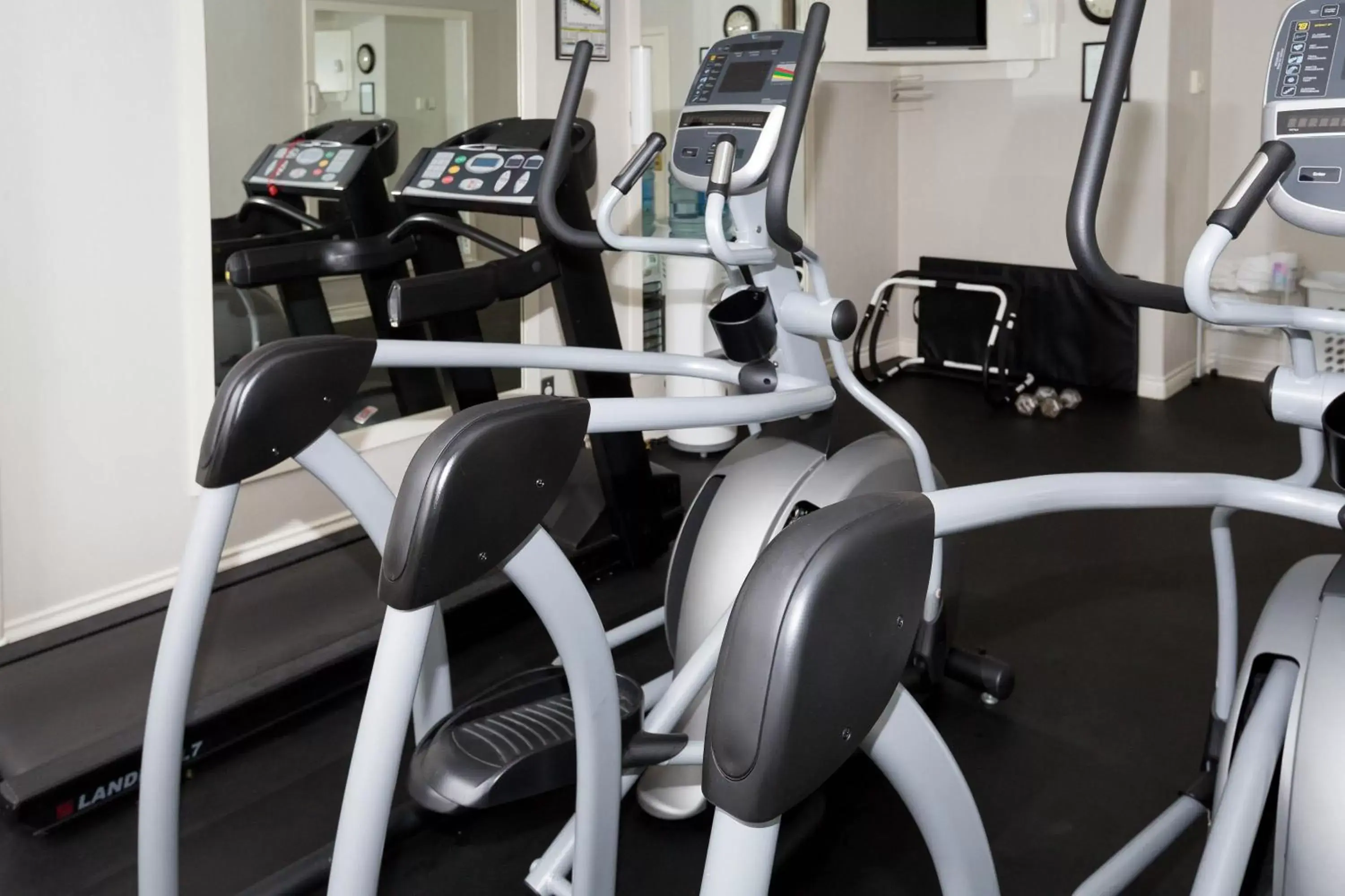 Fitness centre/facilities, Fitness Center/Facilities in Sandman Hotel Langley