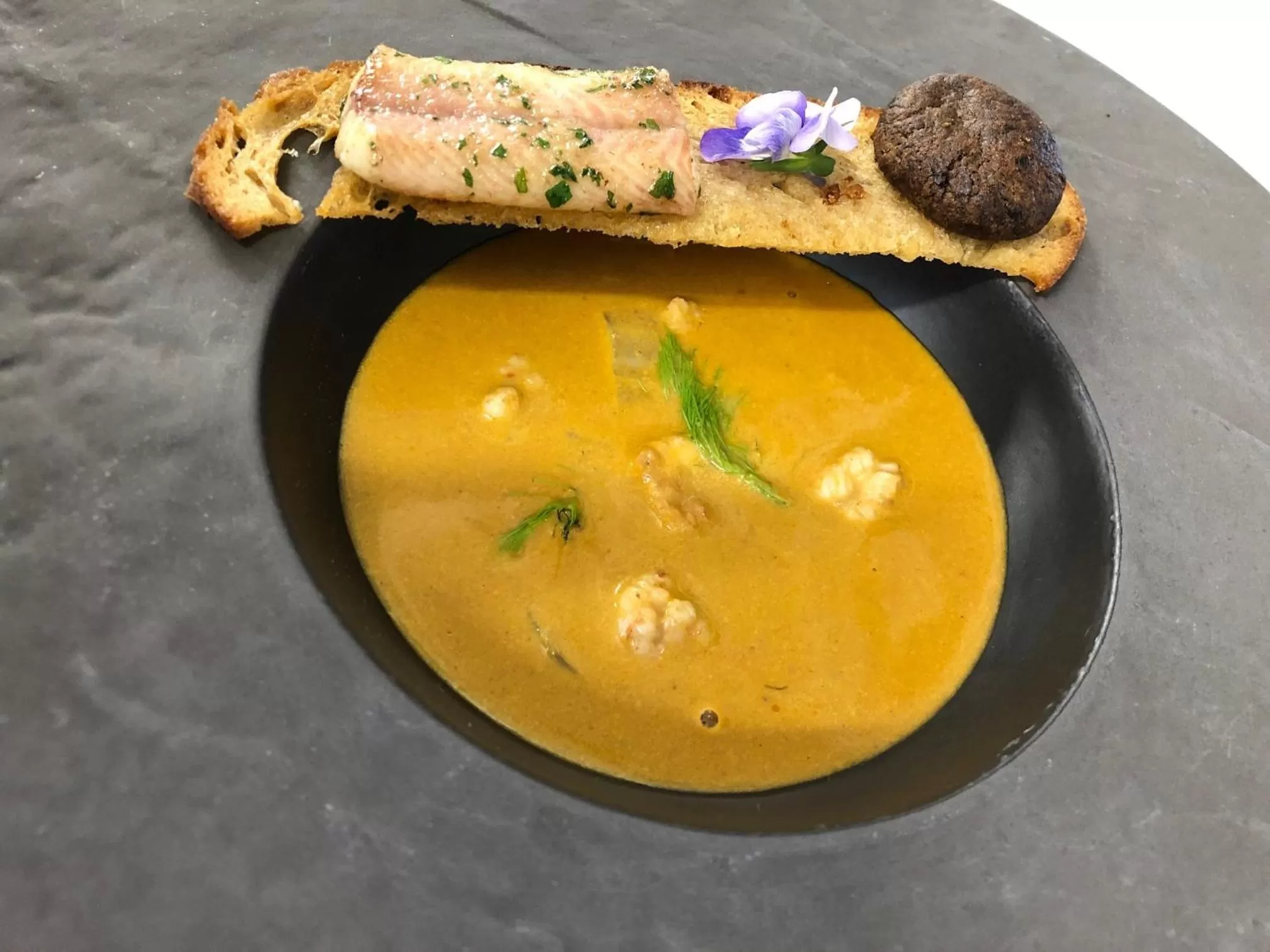 Restaurant/places to eat in Les 3 Lieux - Hôtel, Restaurant, Espace sensoriel