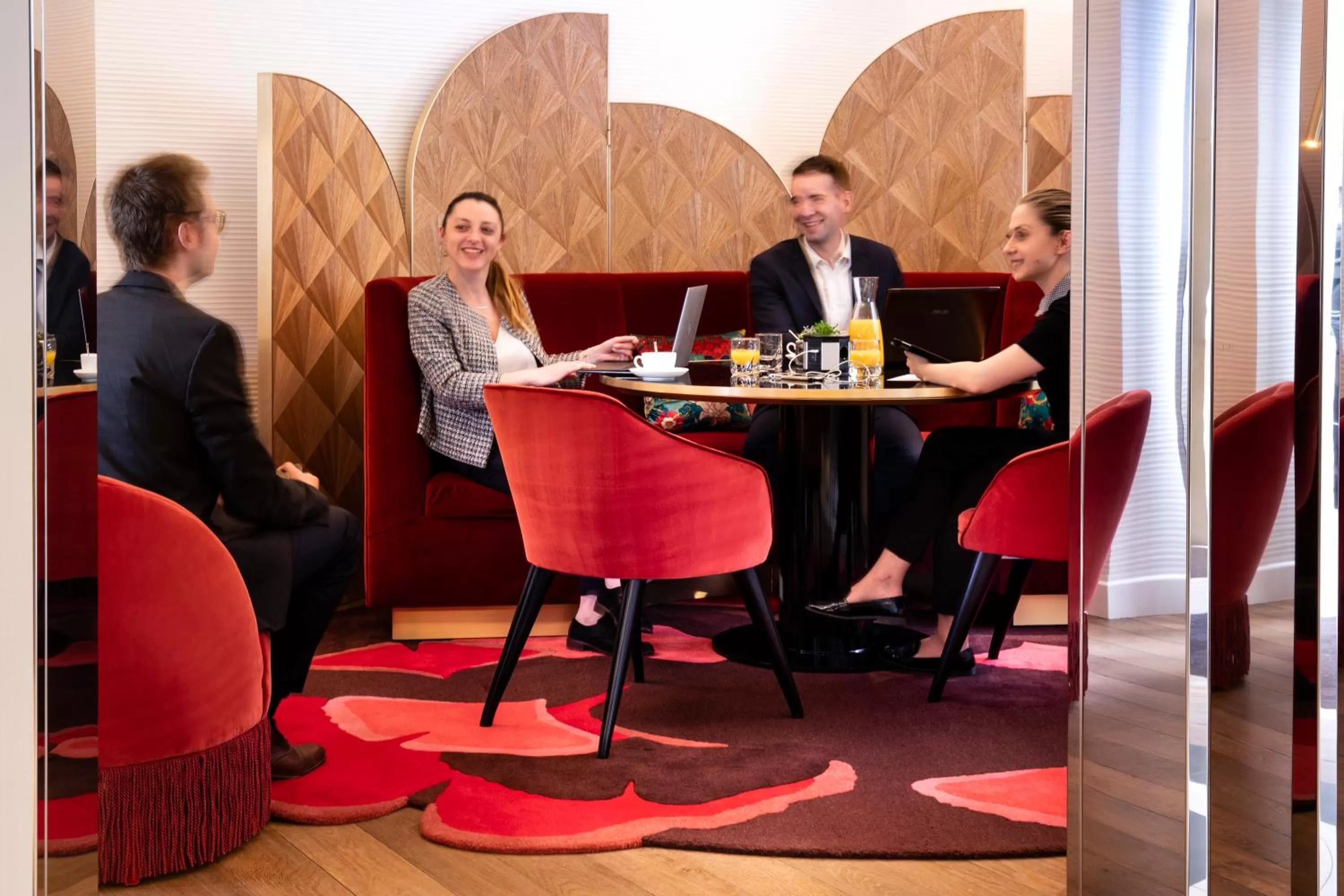 Activities in Hôtel Victor Hugo Paris Kléber