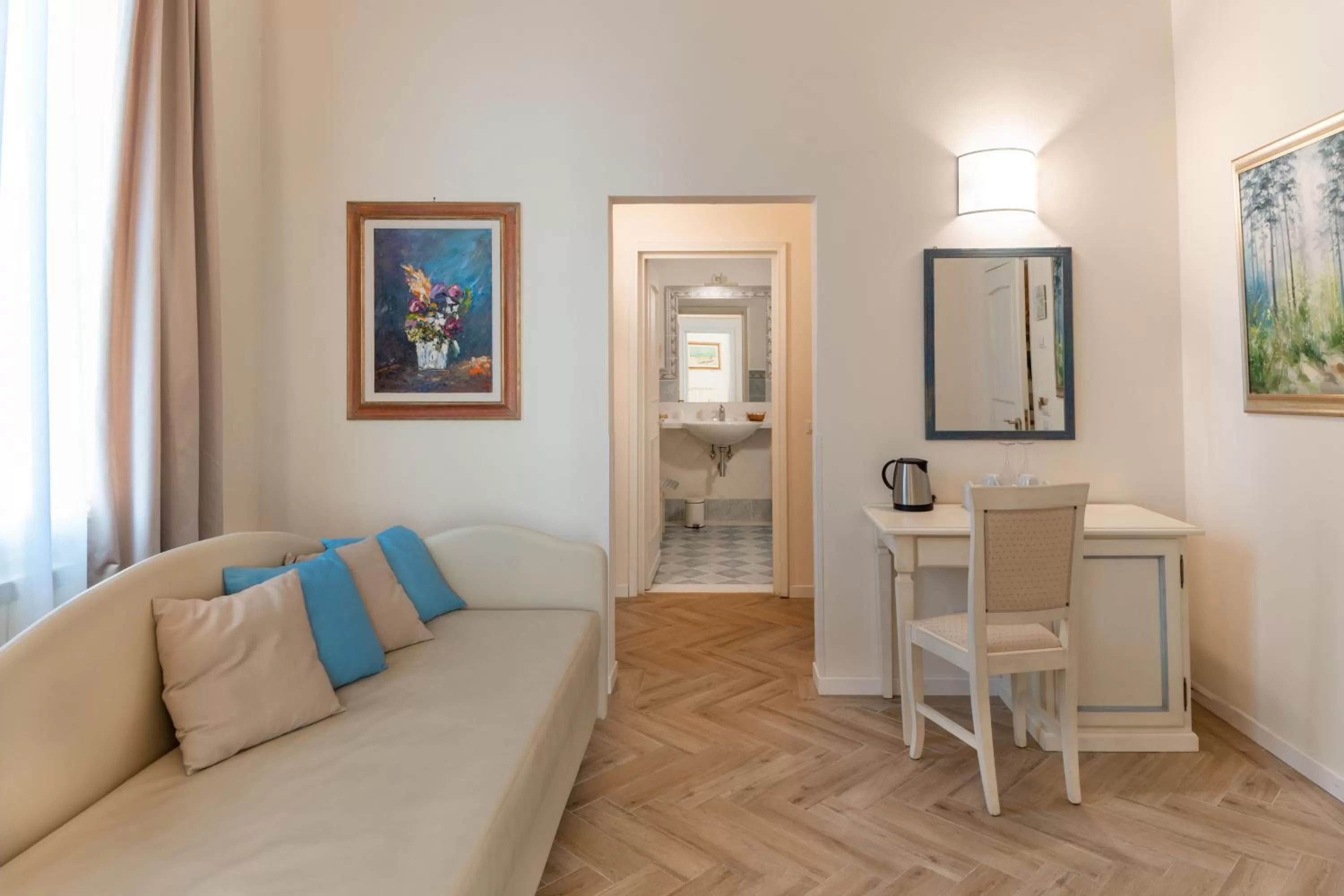 Photo of the whole room in Dimora Salviati