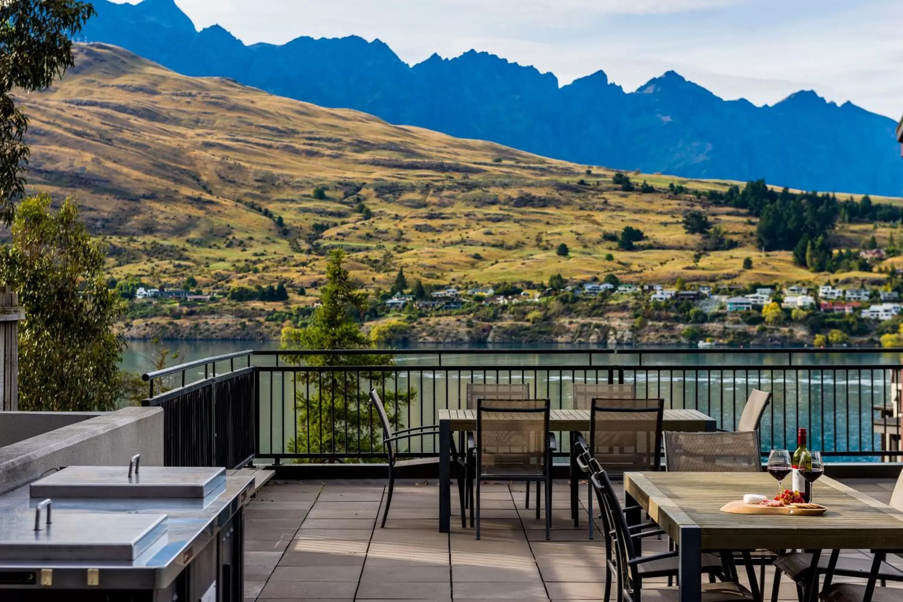 Restaurant/places to eat, Mountain View in Oaks Queenstown Shores Resort