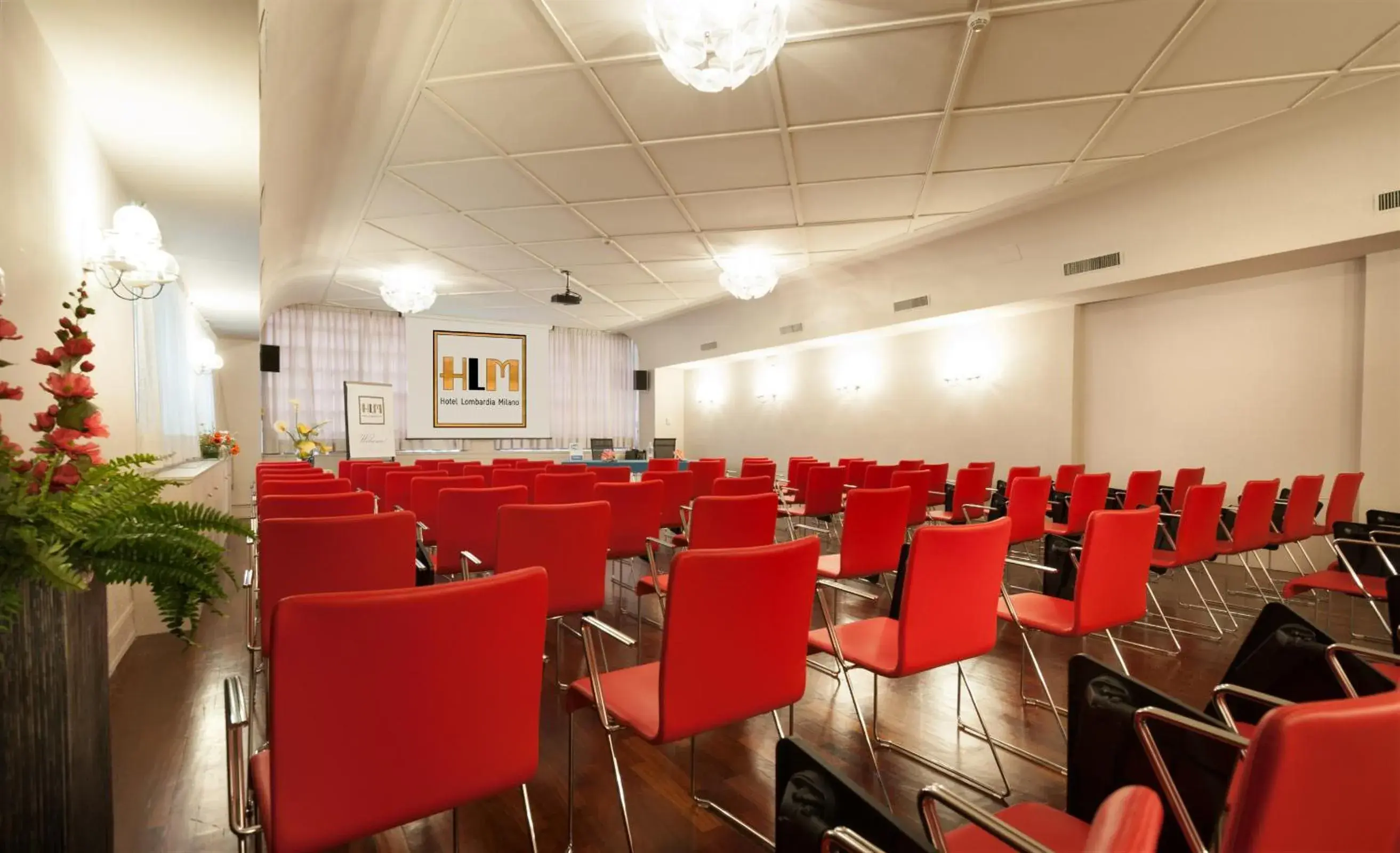 Meeting/conference room in Hotel Lombardia