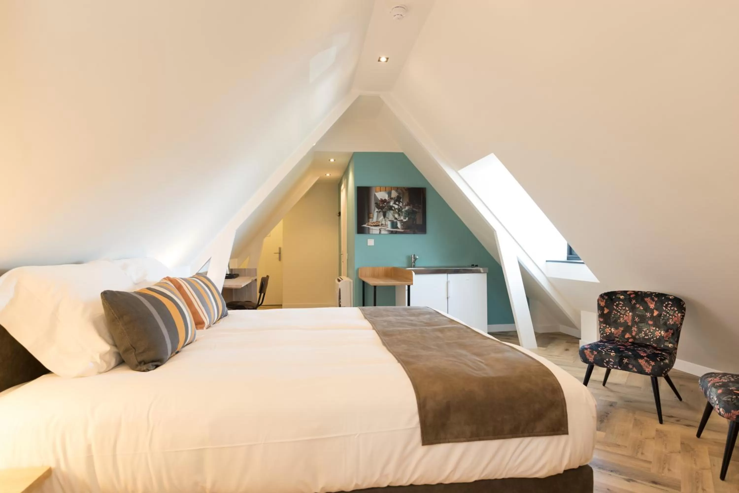 Luxury Quadruple Room (First floor) in Hof van Holland Hotel