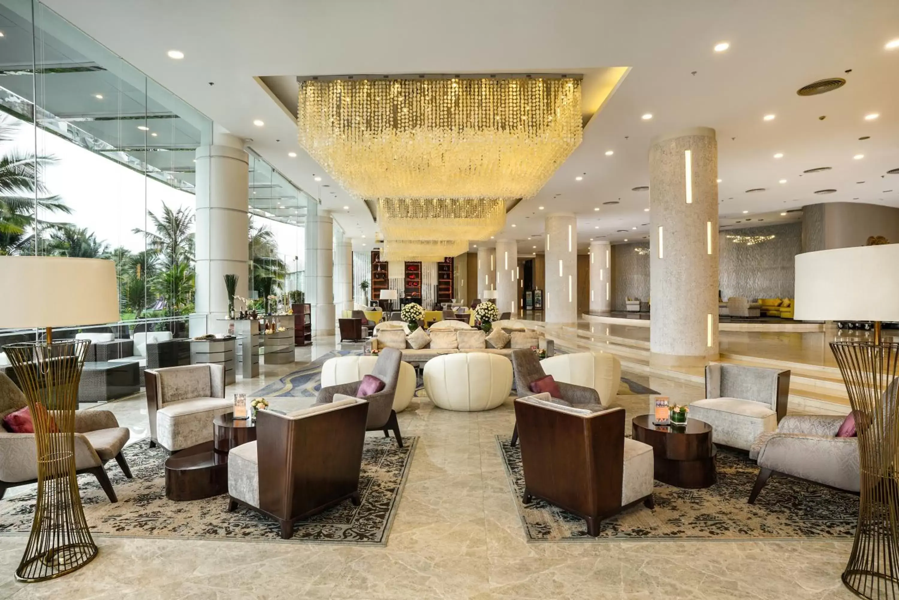 Lobby or reception, Restaurant/Places to Eat in Vinpearl Resort & Spa Nha Trang Bay