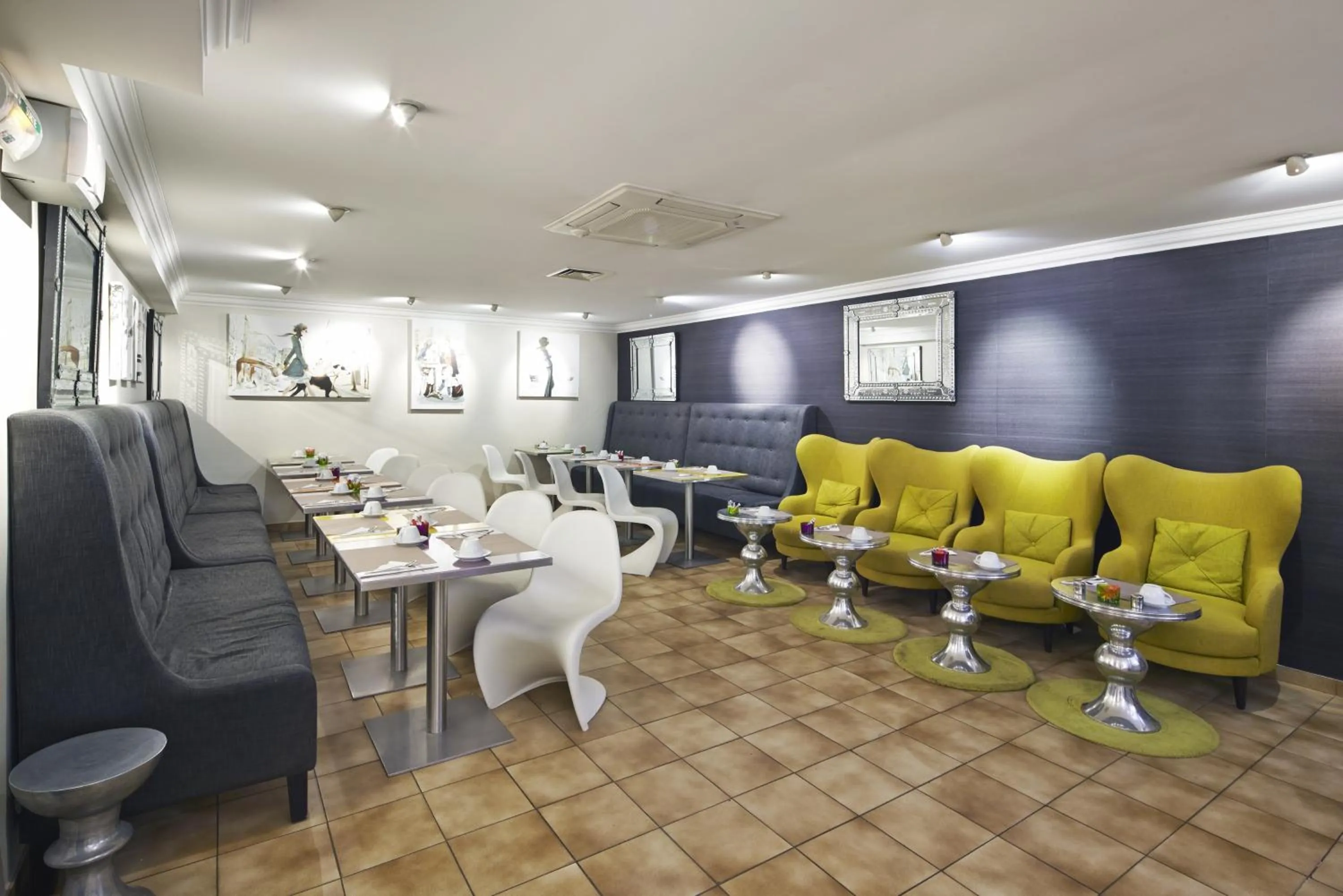 Restaurant/places to eat in Mercure Paris Bastille Saint Antoine