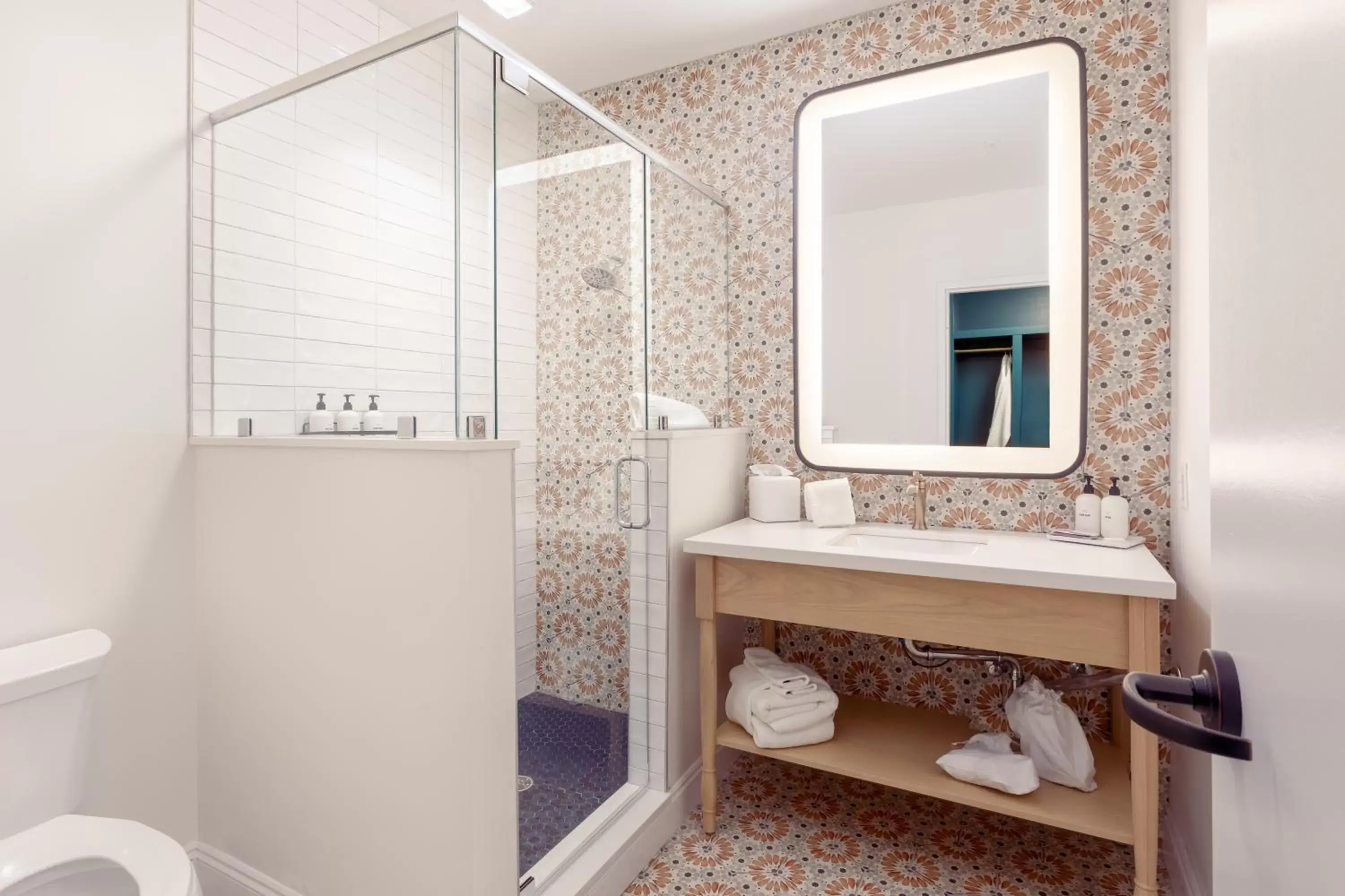 Lily Hall-A Boutique Hotel Lily Hall-A Boutique Hotel