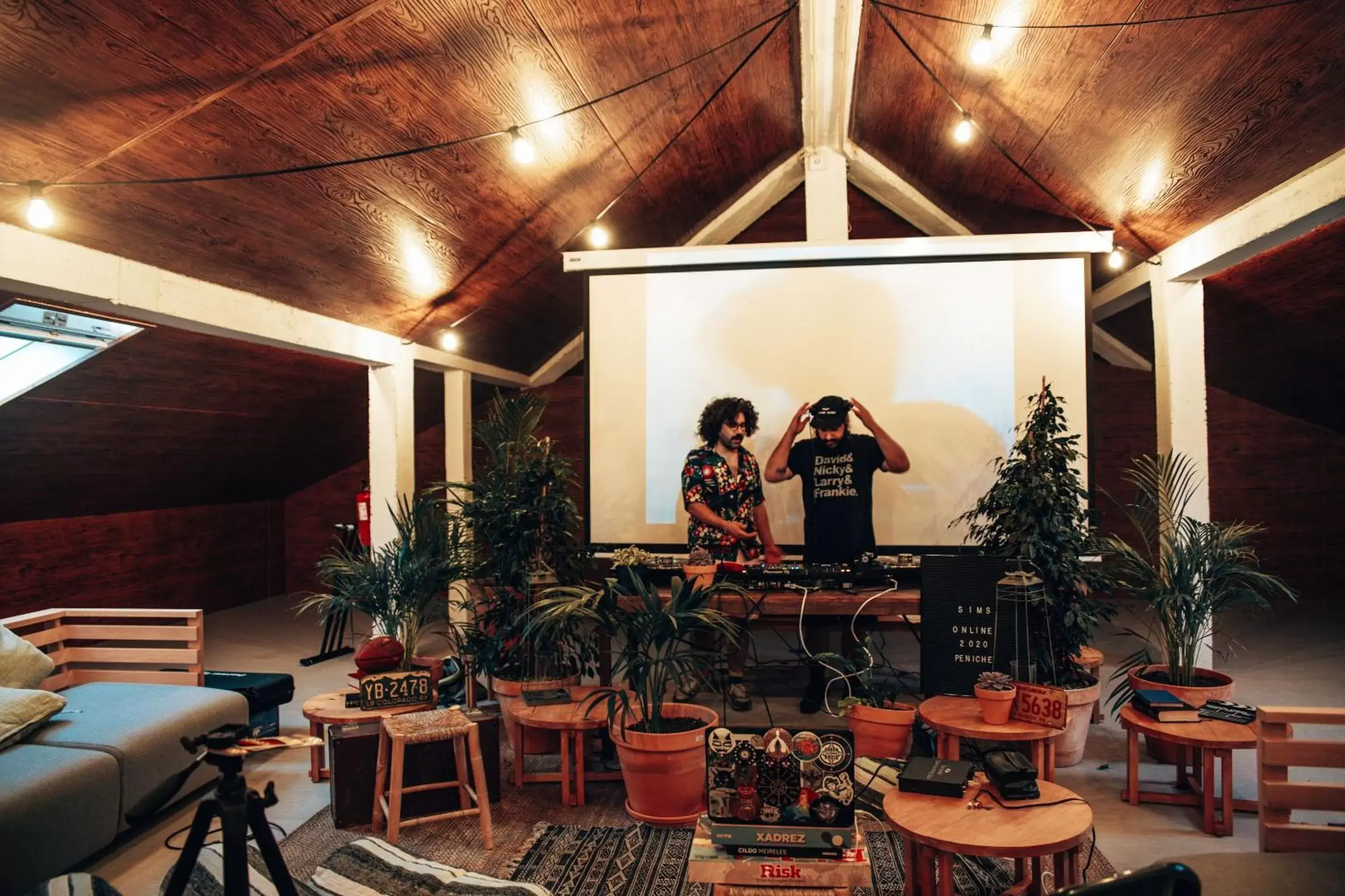 Property building in Malacuna Peniche Property building in Malacuna Peniche