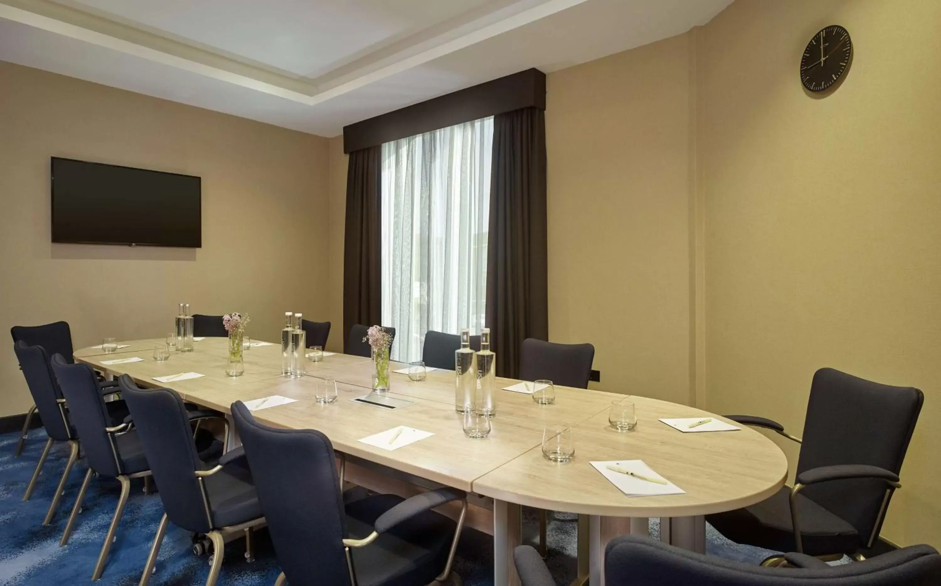 Meeting/conference room in Doubletree By Hilton Hull