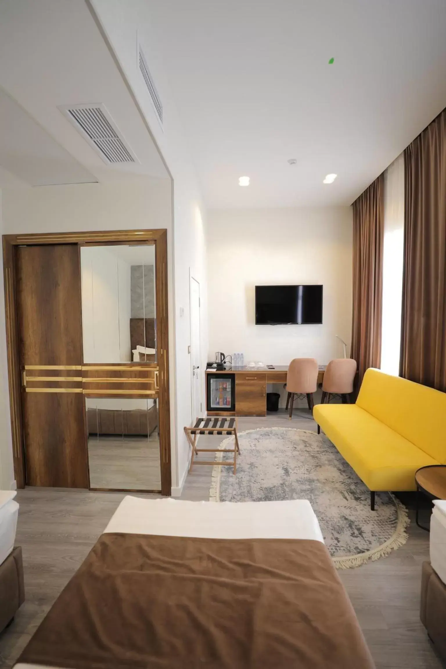 Deluxe Twin Room - single occupancy in MaxWell Hotel & SPA Deluxe Twin Room - single occupancy in MaxWell Hotel & SPA