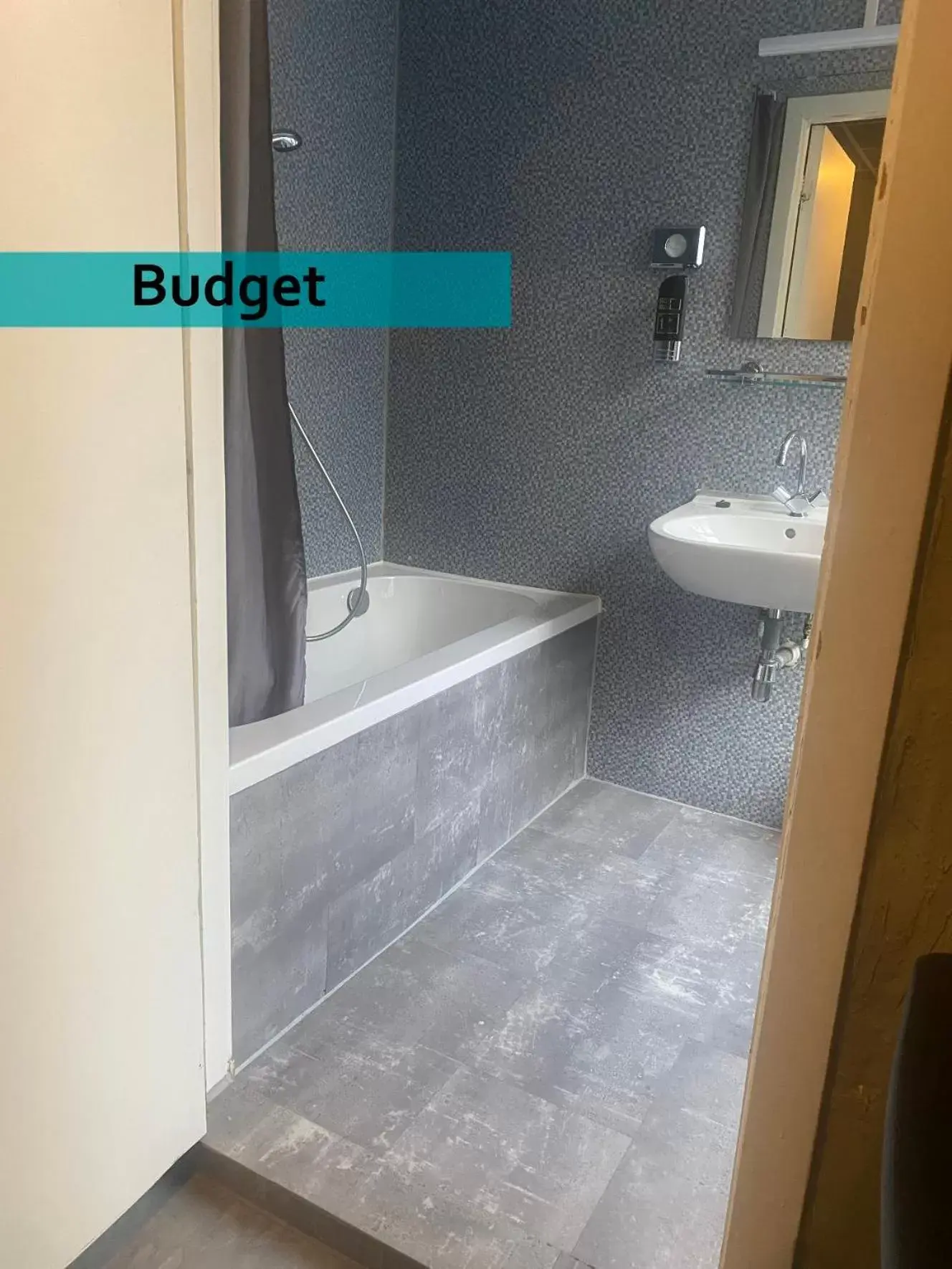 Bathroom in Grand Hotel Central Bathroom in Grand Hotel Central