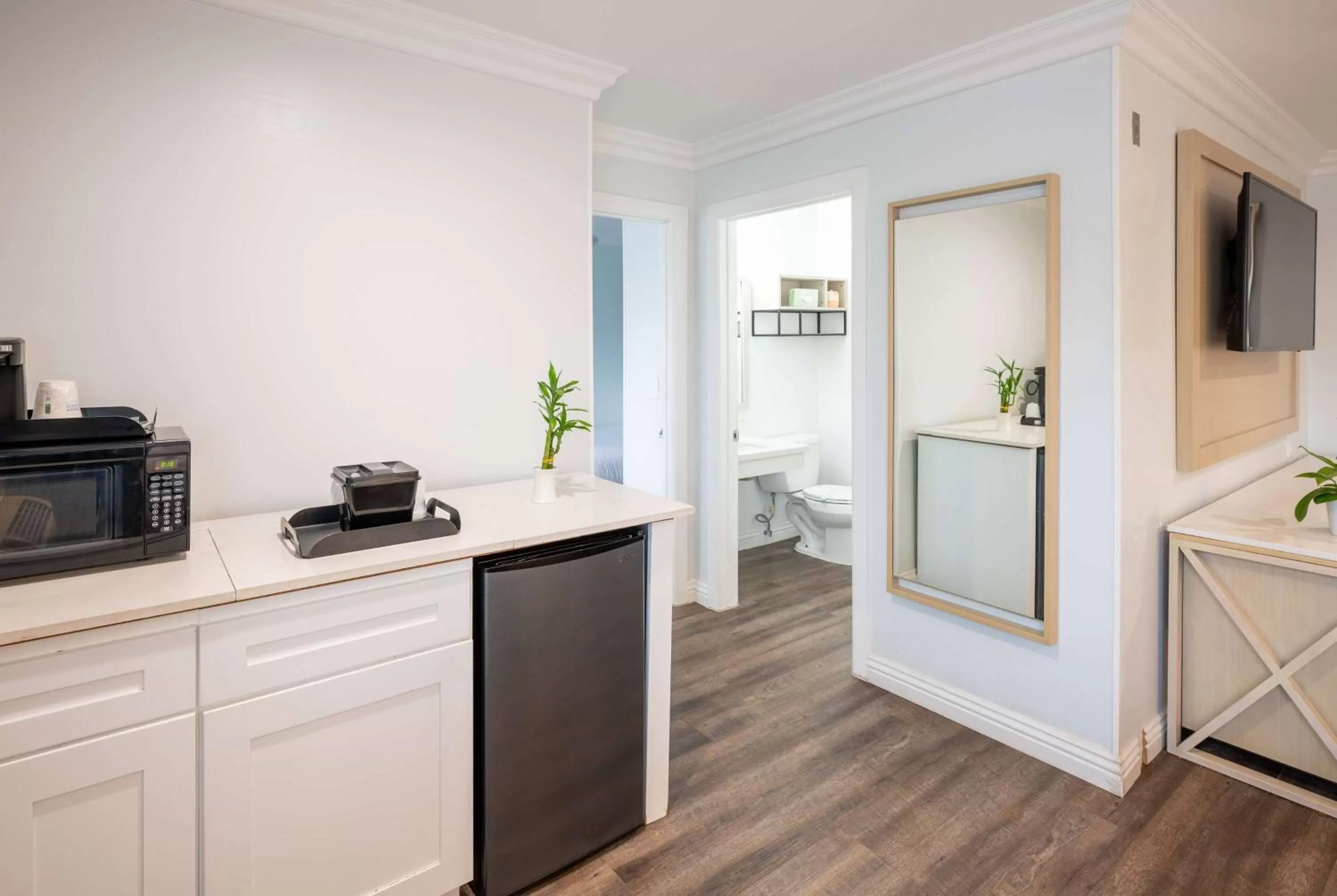 Photo of the whole room in Ramada by Wyndham Redondo Beach