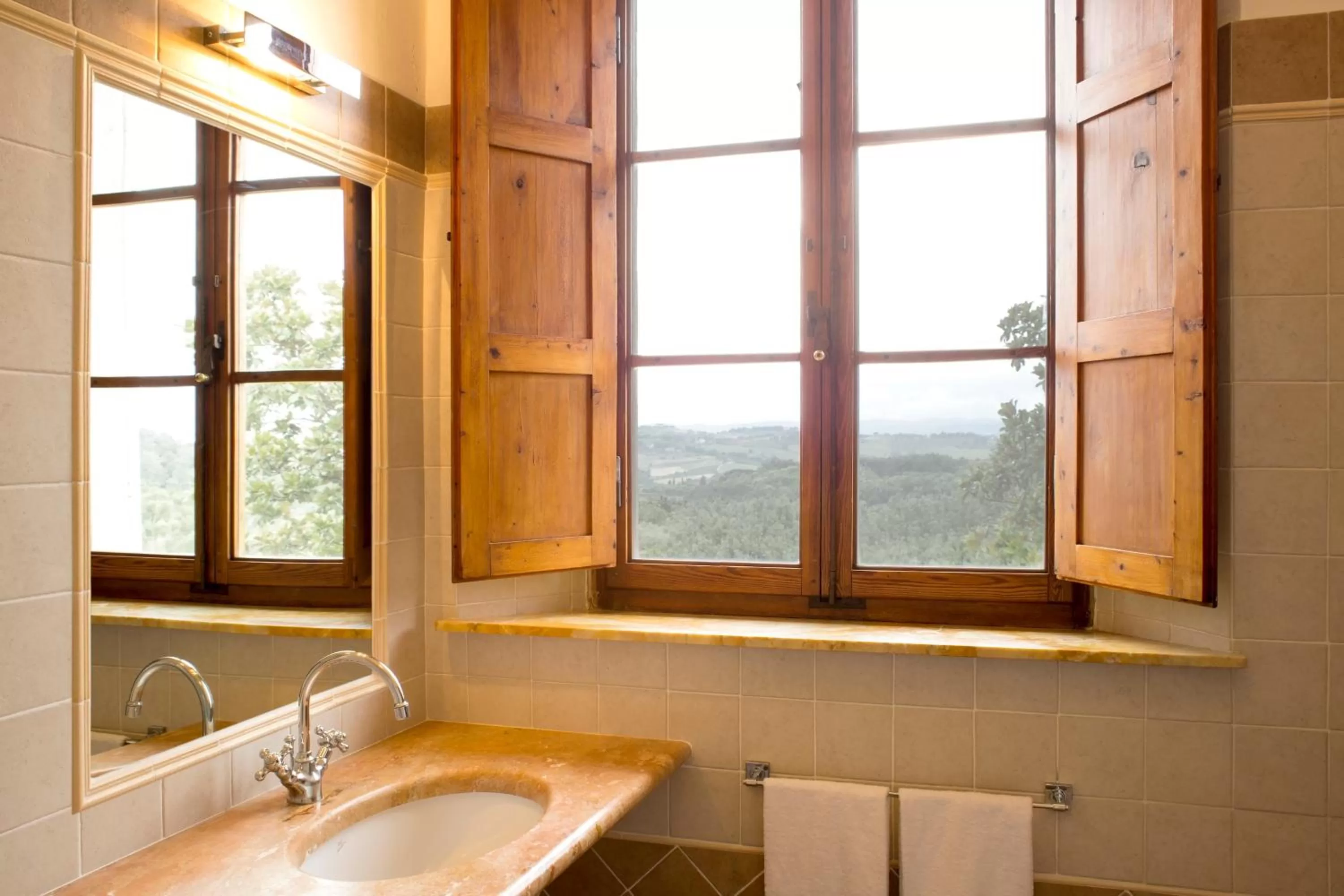 Bathroom in Certosa di Pontignano Residenza d'Epoca - Place of Charme