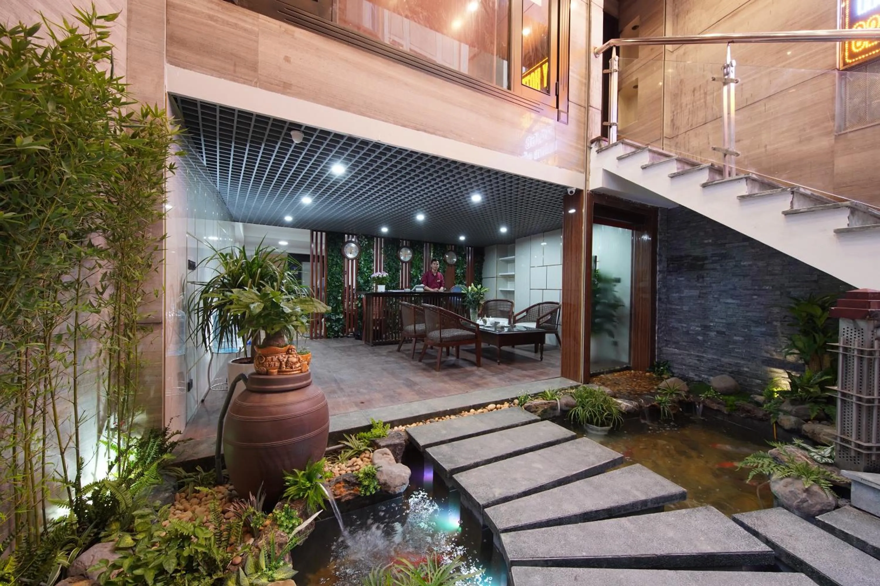 Facade/entrance in Hovi Hoang Cau 3 - My Hotel