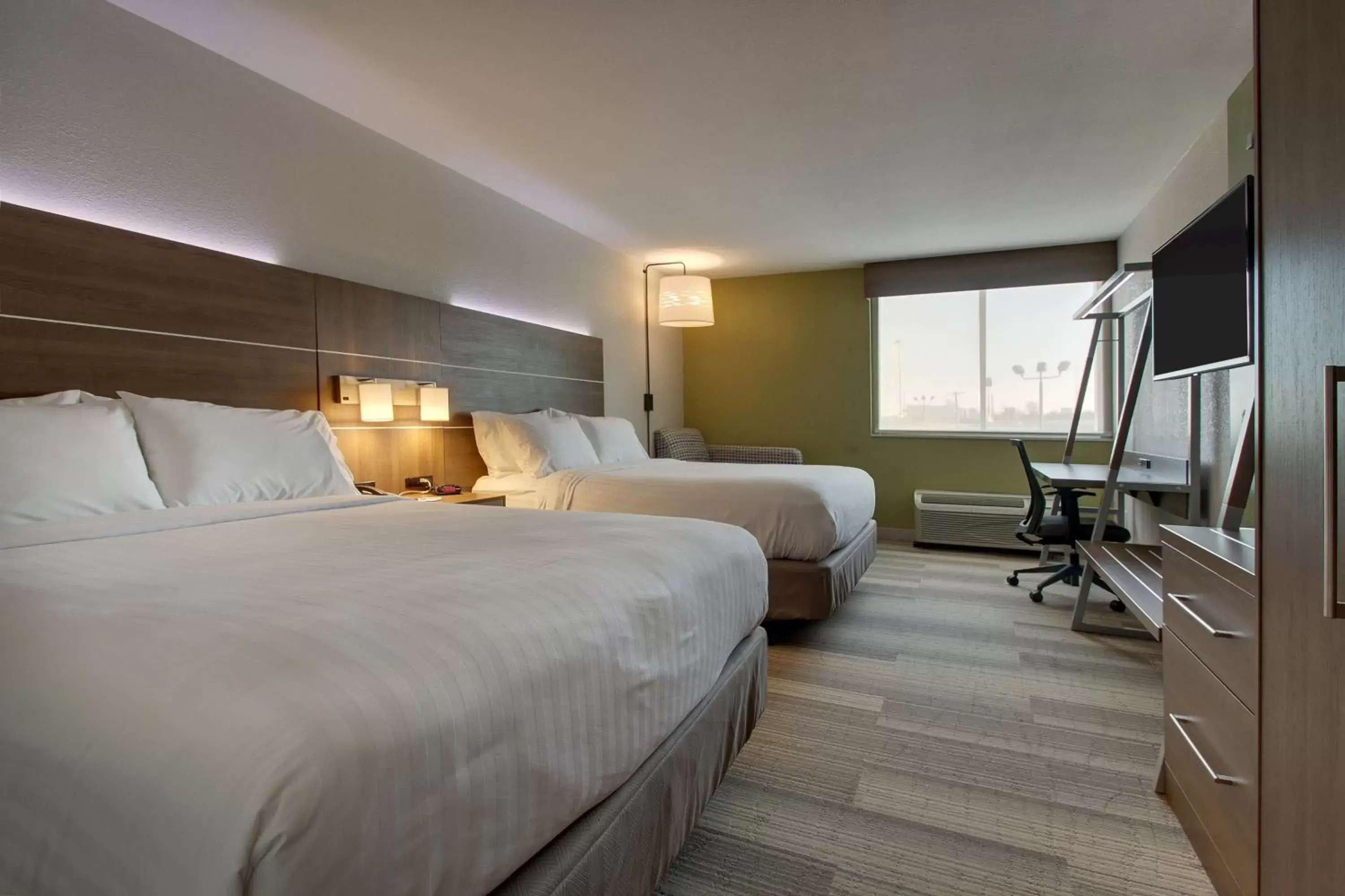 Photo of the whole room in Holiday Inn Express & Suites Wapakoneta, an IHG Hotel
