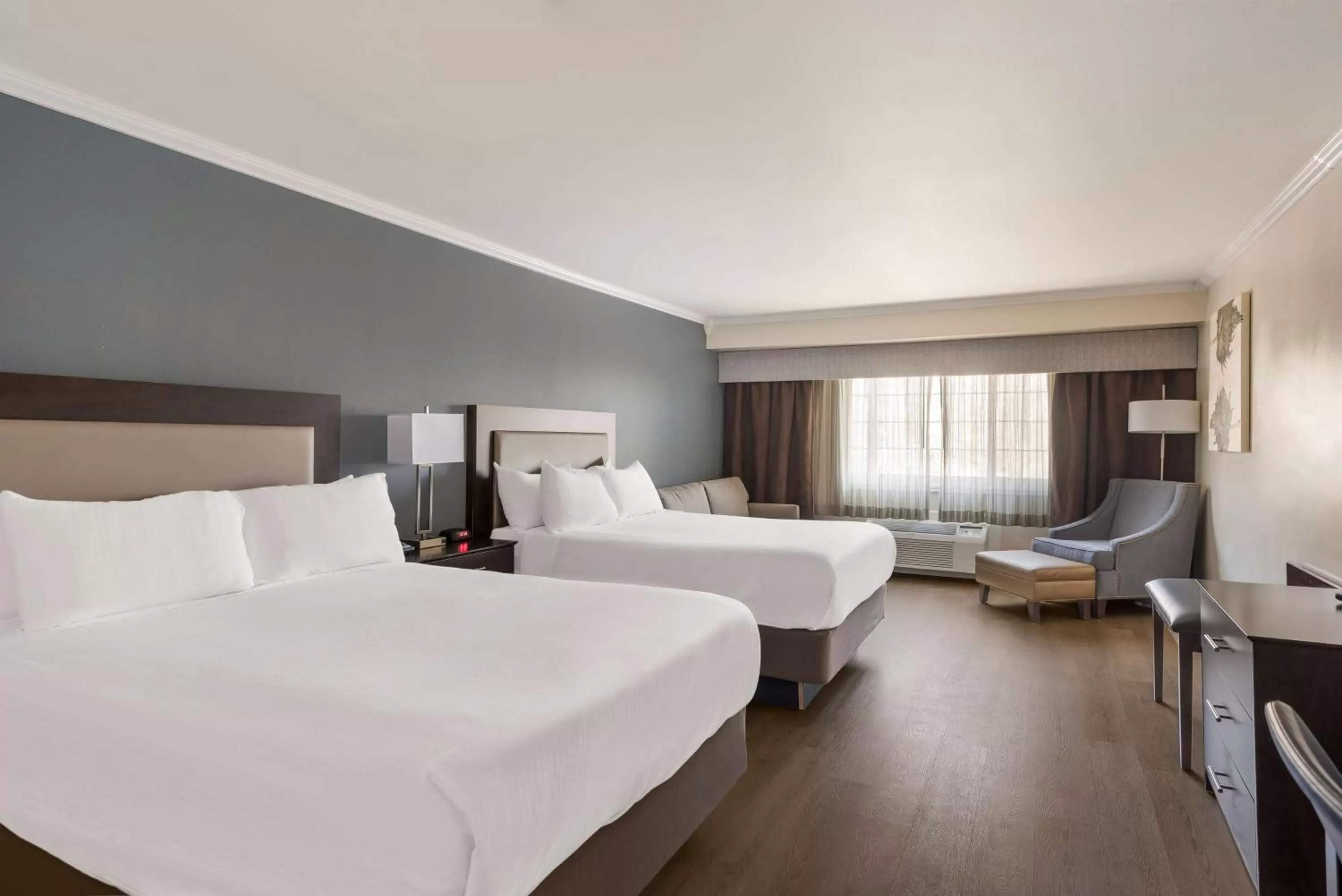 Bedroom, Bed in Best Western Mountain View Inn