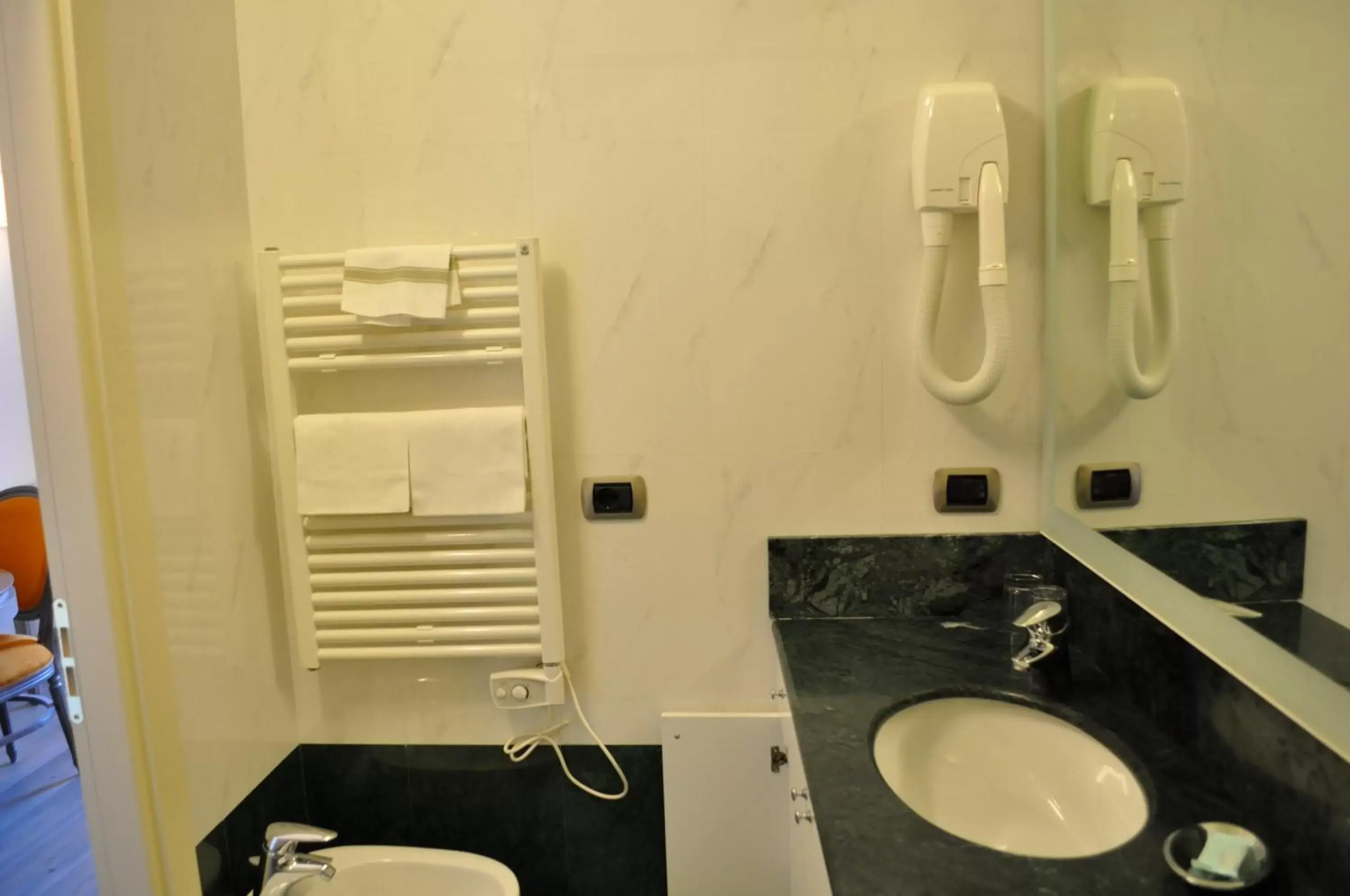 Bathroom in Residence La Repubblica