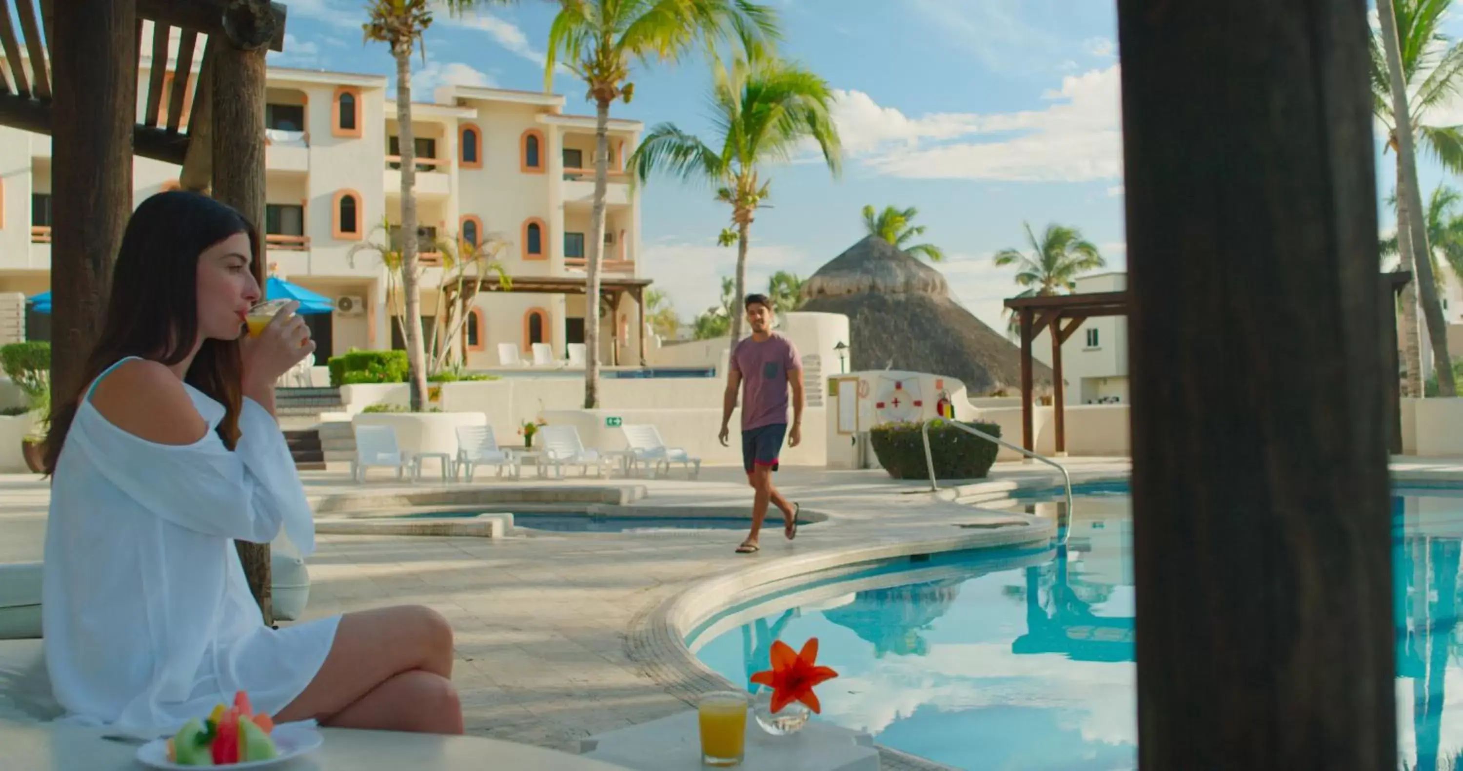 Swimming pool in Park Royal Homestay Los Cabos