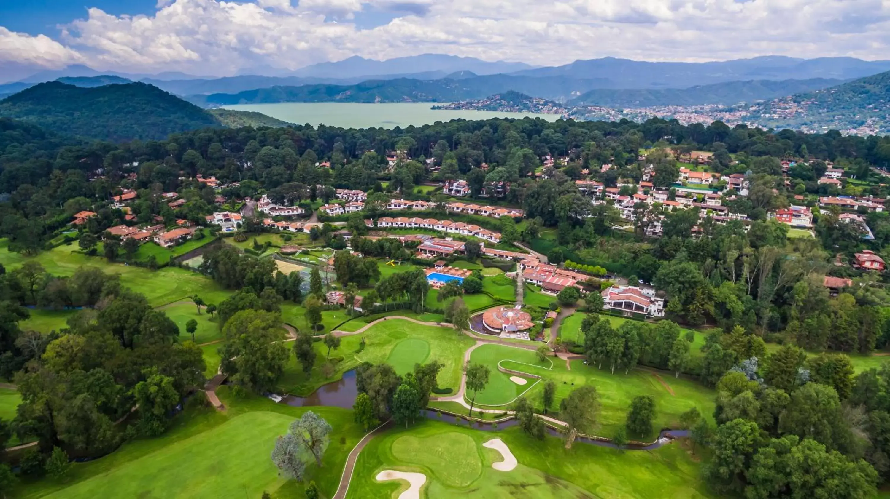 Bird's eye view, Bird's-eye View in Hotel Avandaro Golf & Spa Resort