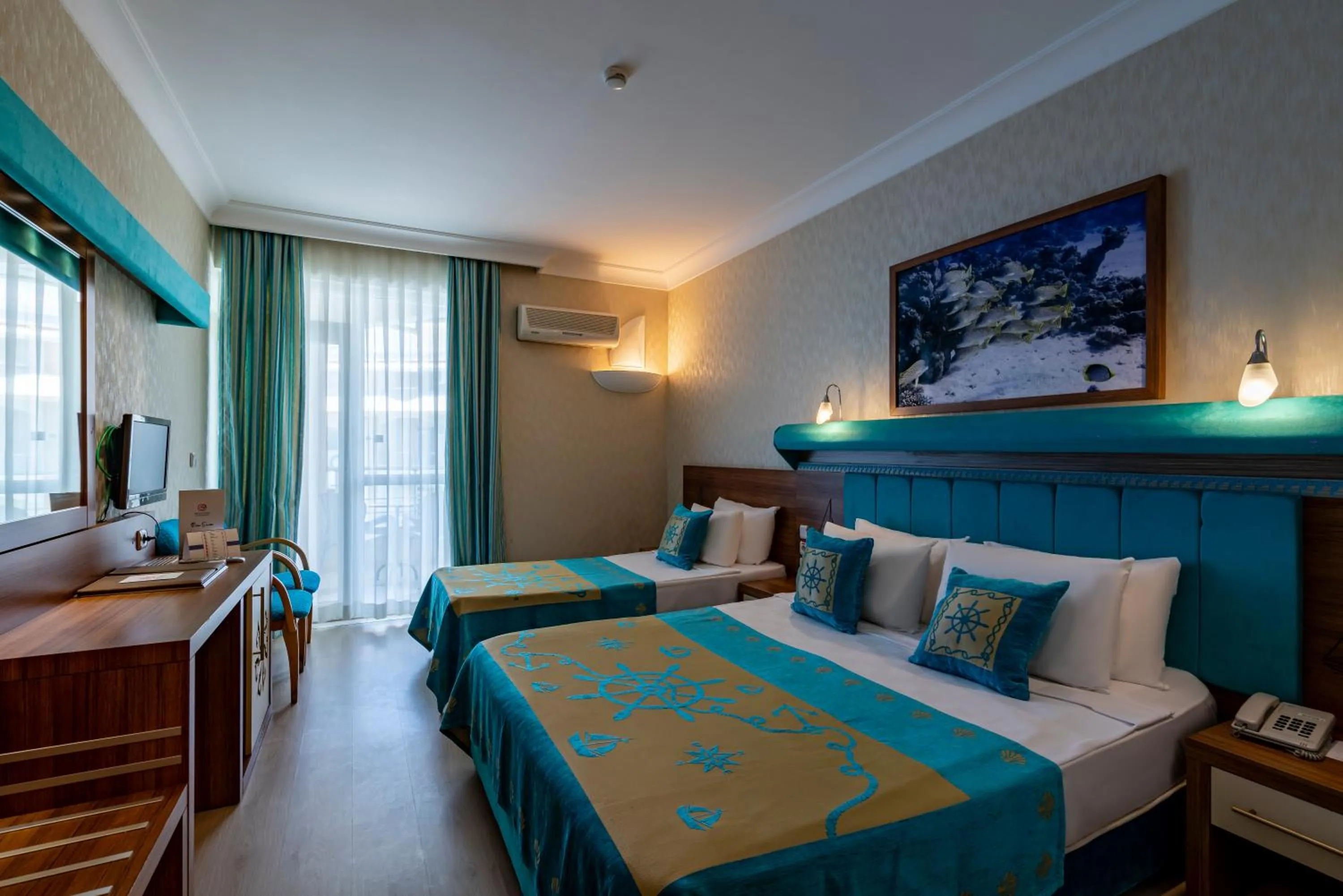 Bedroom, Bed in Miarosa Kemer Beach