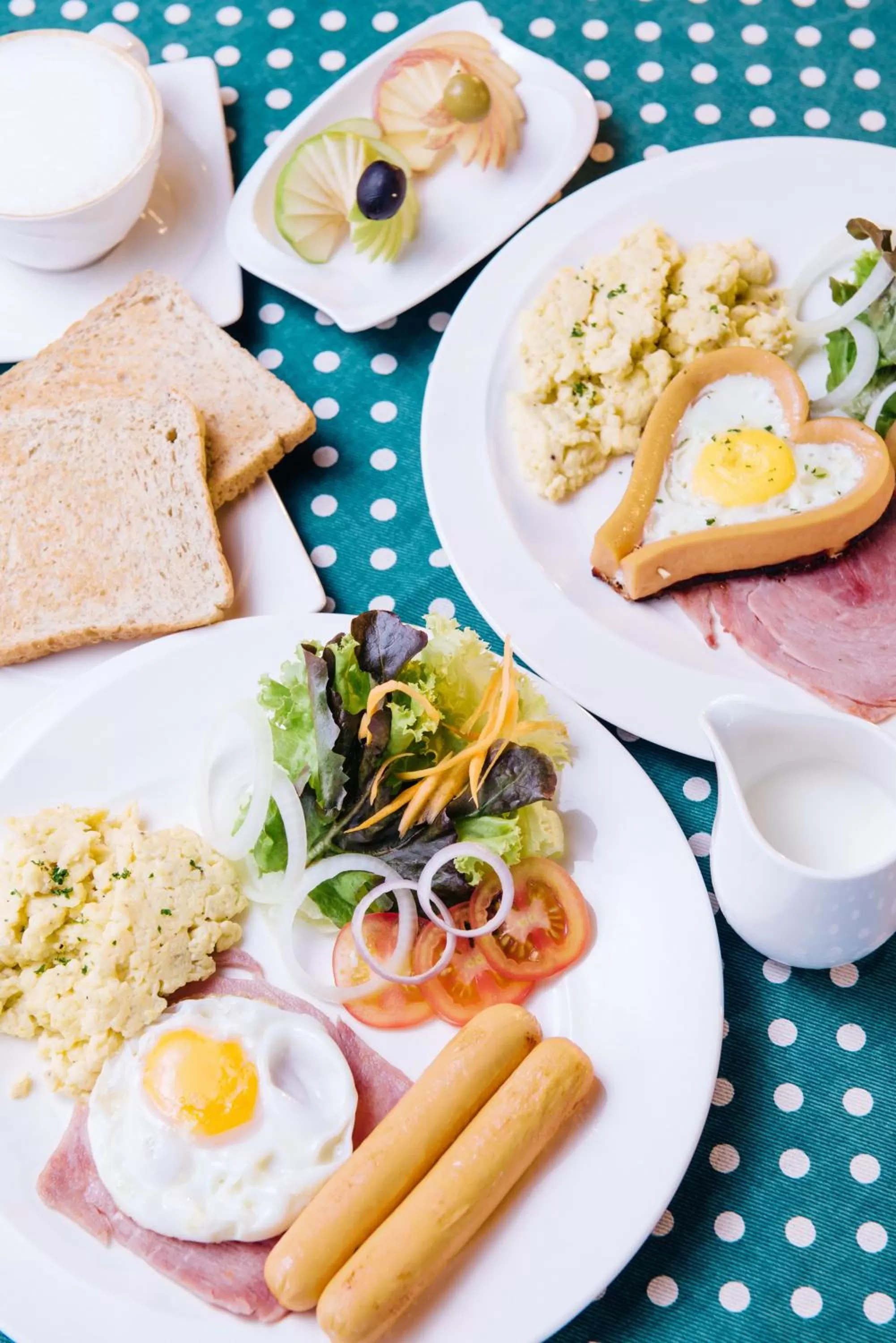 American breakfast in Maryo Resort Chiangrai - SHA Plus