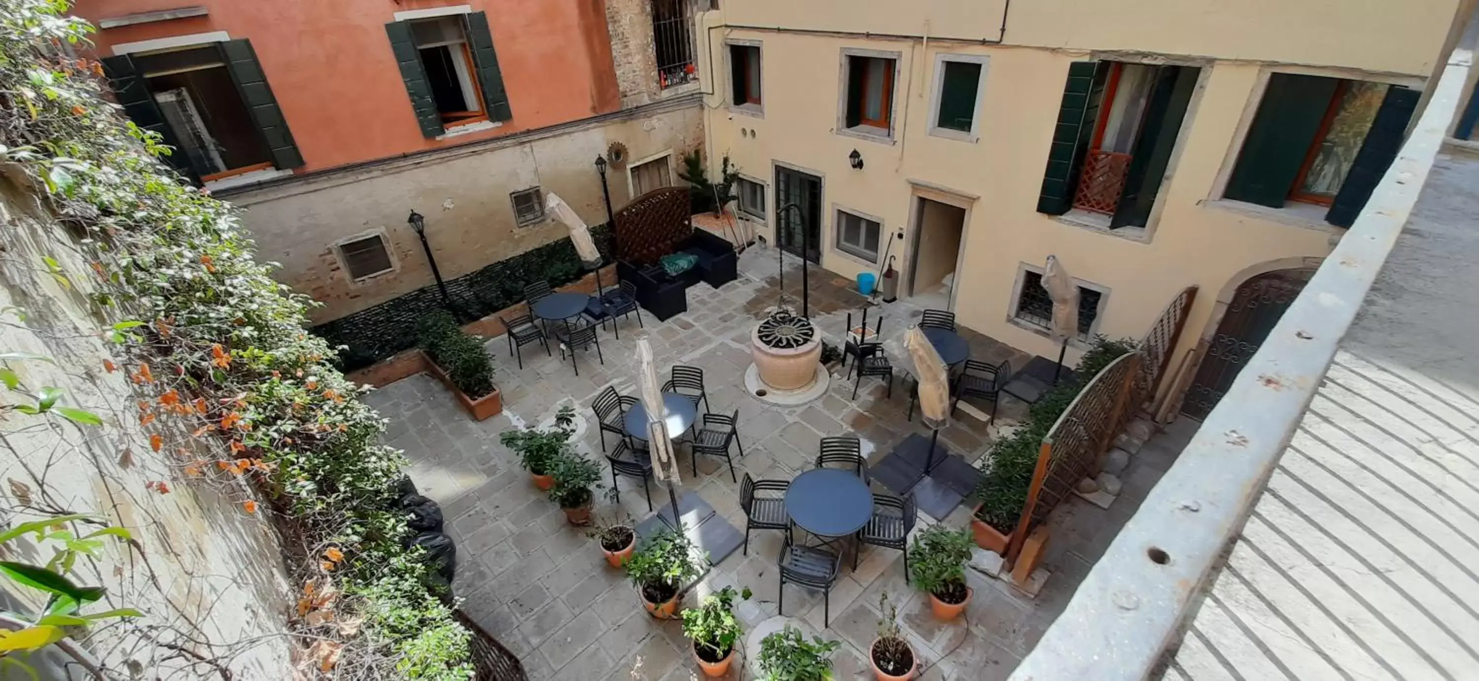 Property building in Corte del Doge di Rialto